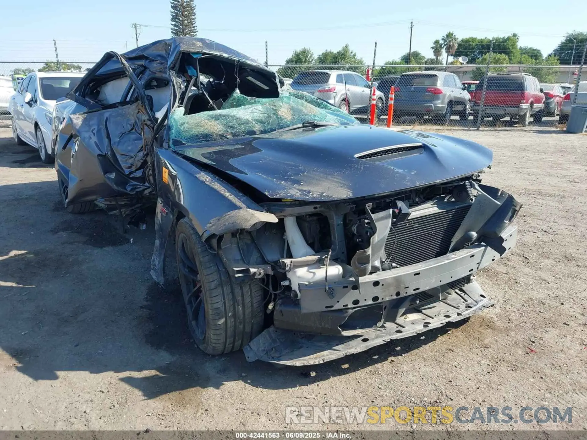 1 Photograph of a damaged car 2C3CDXGJXNH199560 DODGE CHARGER 2022