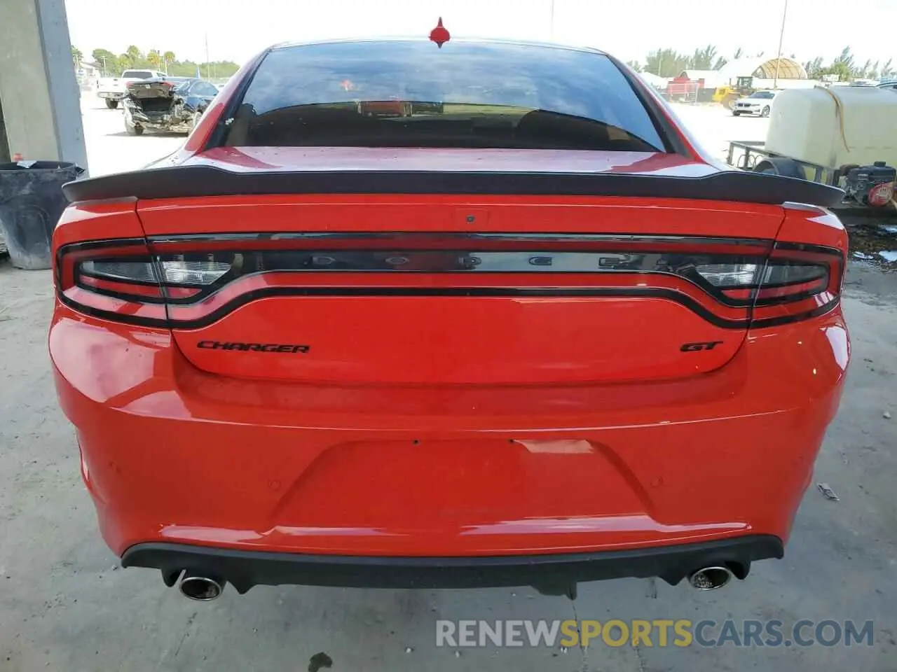 6 Photograph of a damaged car 2C3CDXHG5NH170129 DODGE CHARGER 2022