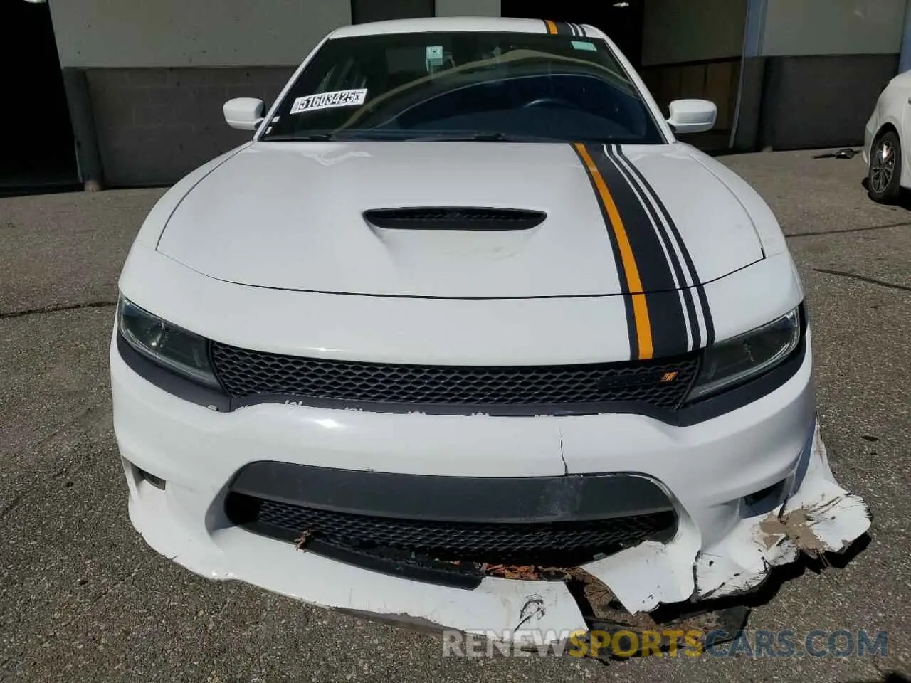 5 Photograph of a damaged car 2C3CDXHG6NH236185 DODGE CHARGER 2022