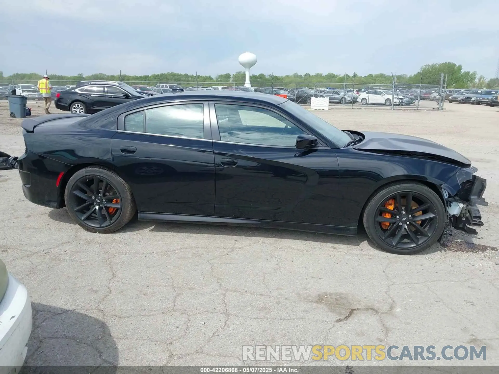 14 Photograph of a damaged car 2C3CDXHG7NH148472 DODGE CHARGER 2022