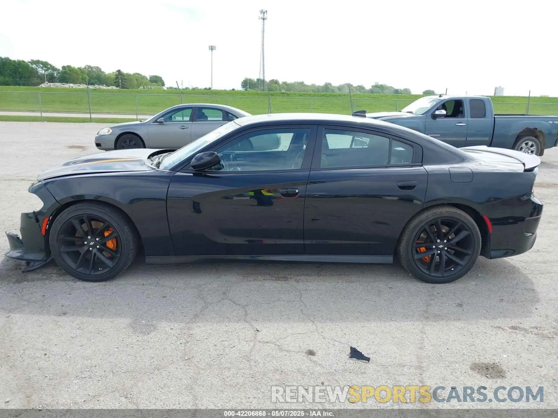 15 Photograph of a damaged car 2C3CDXHG7NH148472 DODGE CHARGER 2022