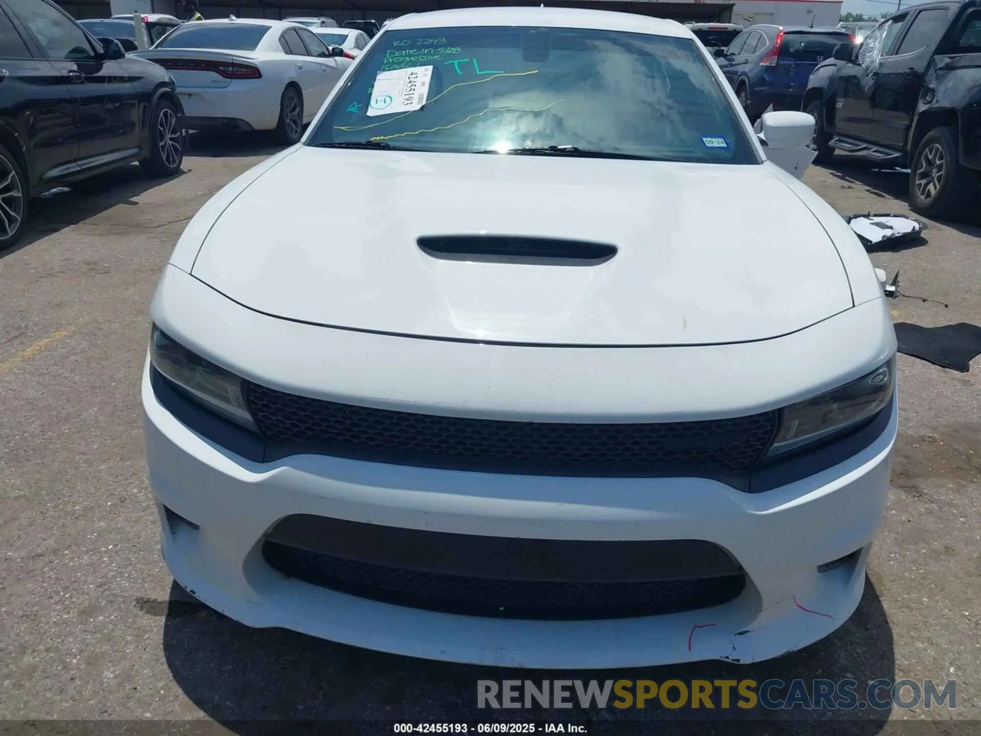 13 Photograph of a damaged car 2C3CDXHG7NH189975 DODGE CHARGER 2022