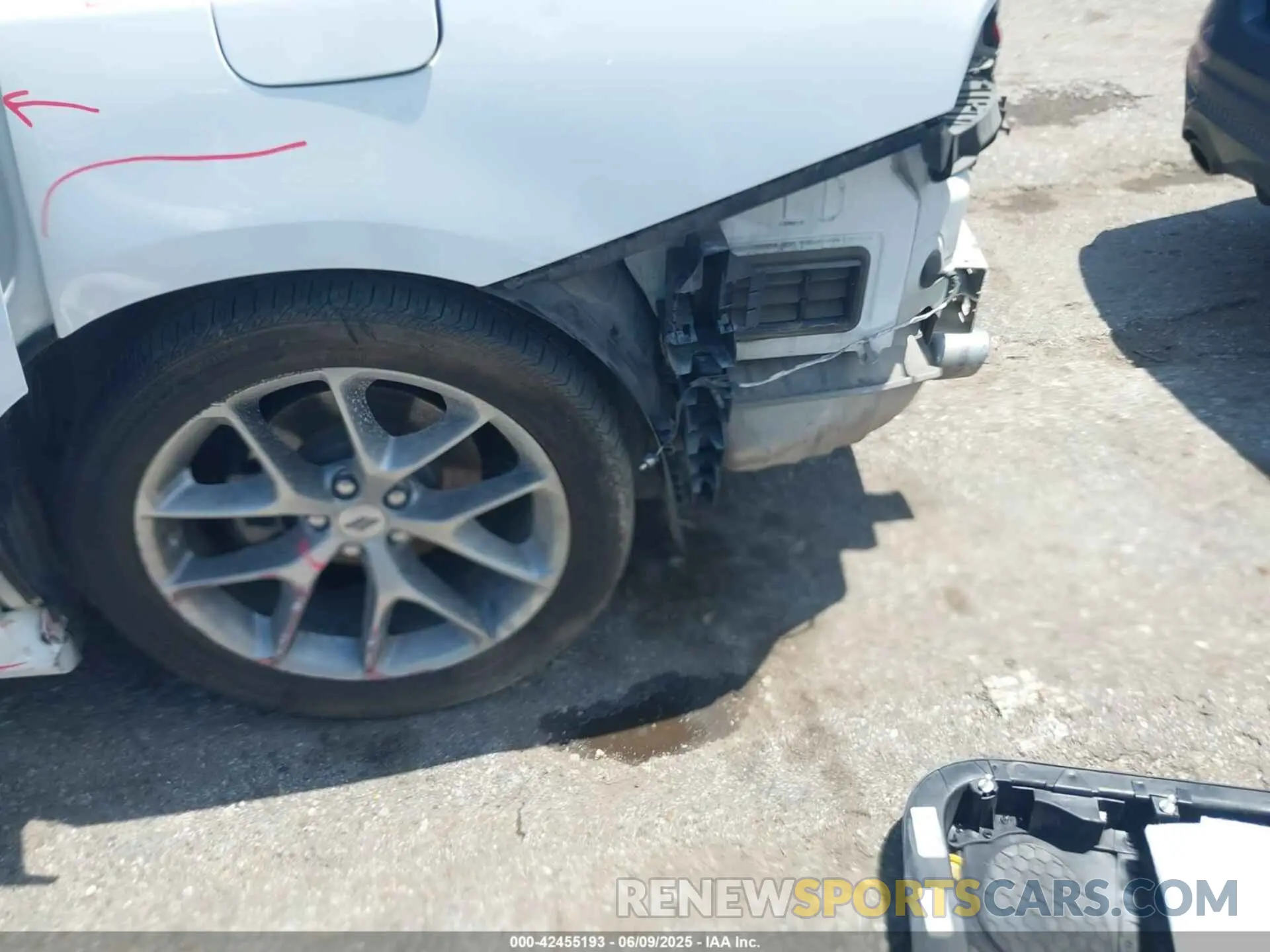 6 Photograph of a damaged car 2C3CDXHG7NH189975 DODGE CHARGER 2022