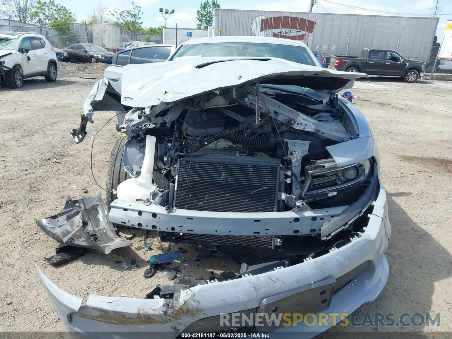 11 Photograph of a damaged car 2C3CDXHG8NH157312 DODGE CHARGER 2022