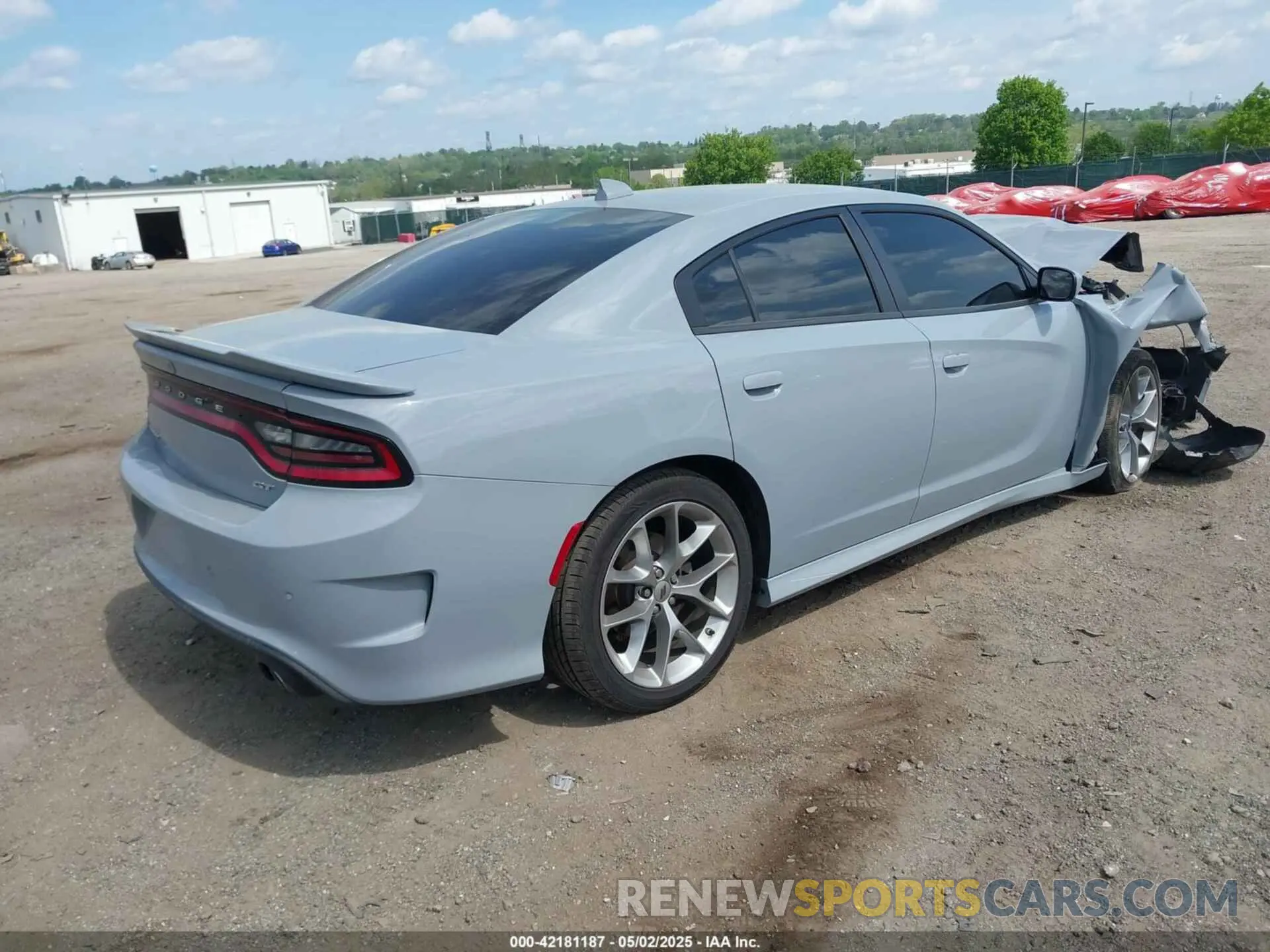 4 Photograph of a damaged car 2C3CDXHG8NH157312 DODGE CHARGER 2022