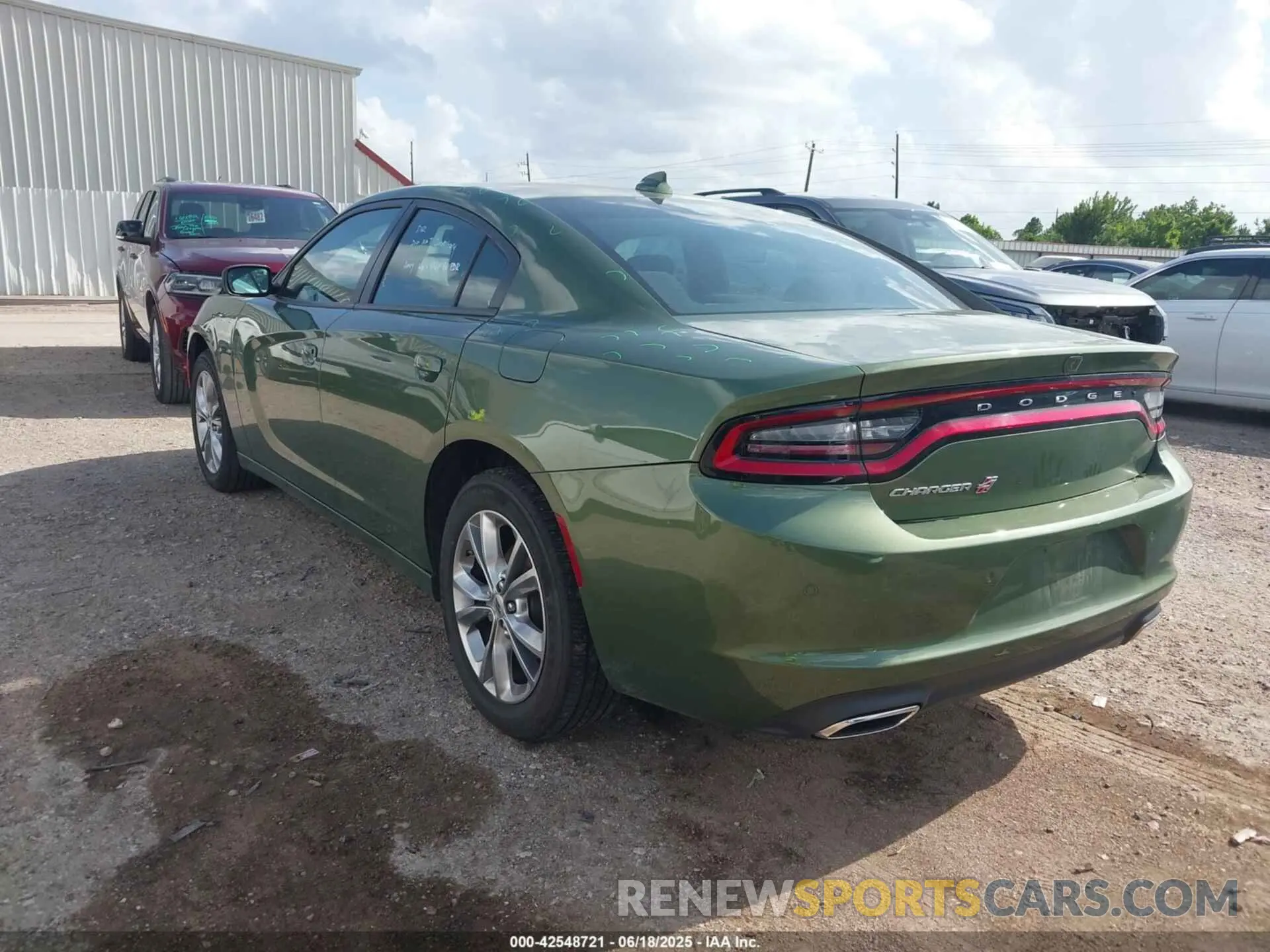 3 Photograph of a damaged car 2C3CDXJG9NH245005 DODGE CHARGER 2022