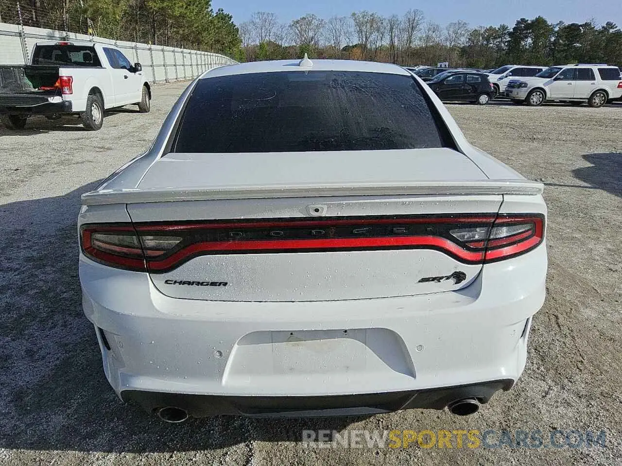 6 Photograph of a damaged car 2C3CDXL95NH101465 DODGE CHARGER 2022