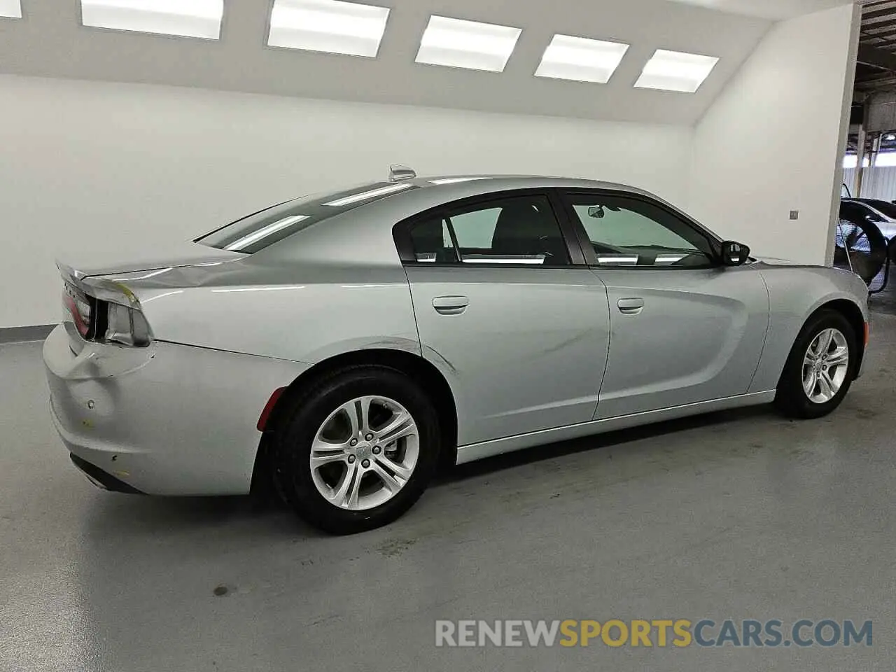 3 Фотография поврежденного автомобиля 2C3CDXBG0PH704200 DODGE CHARGER 2023