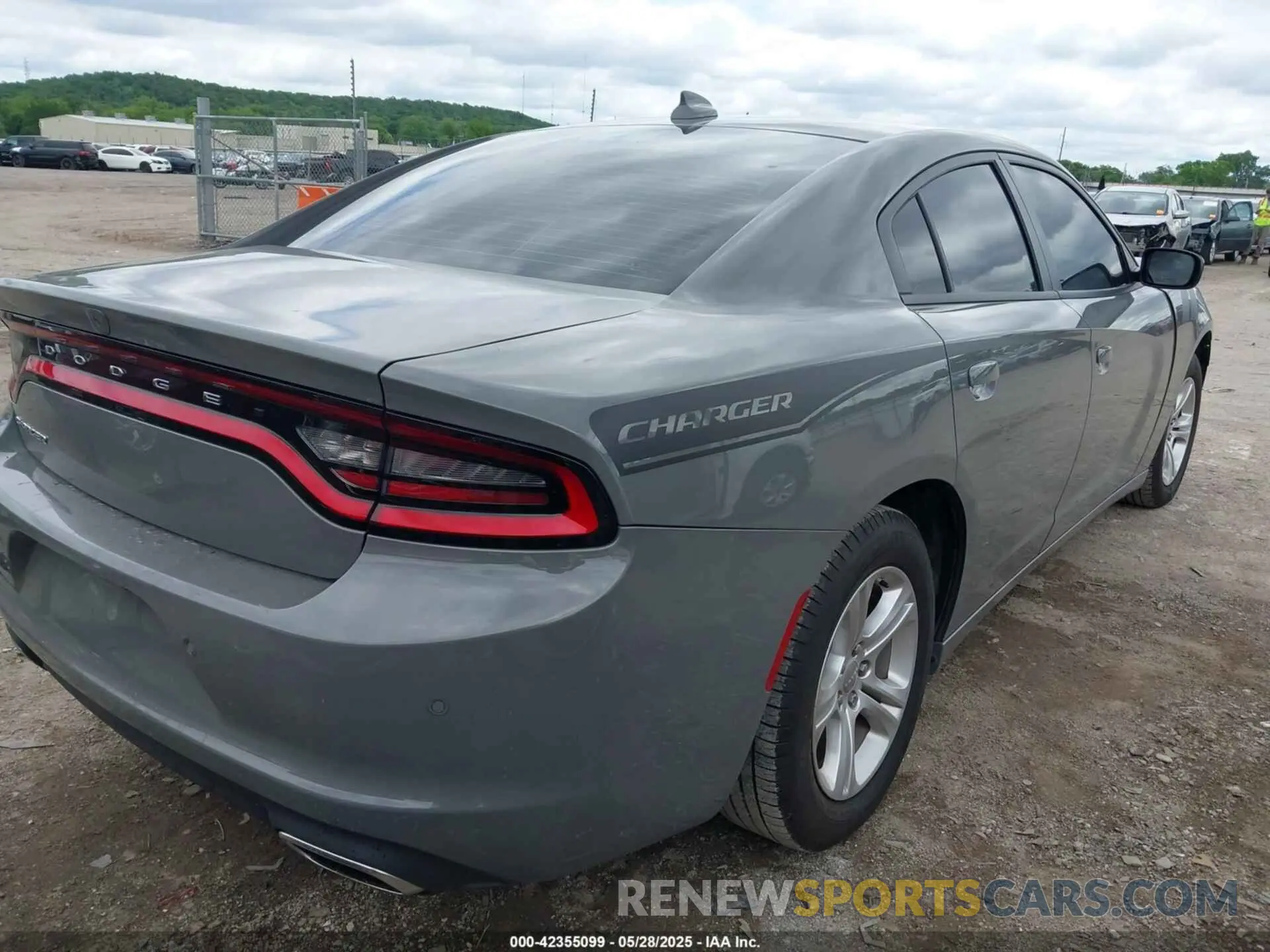 4 Фотография поврежденного автомобиля 2C3CDXBG5PH639893 DODGE CHARGER 2023