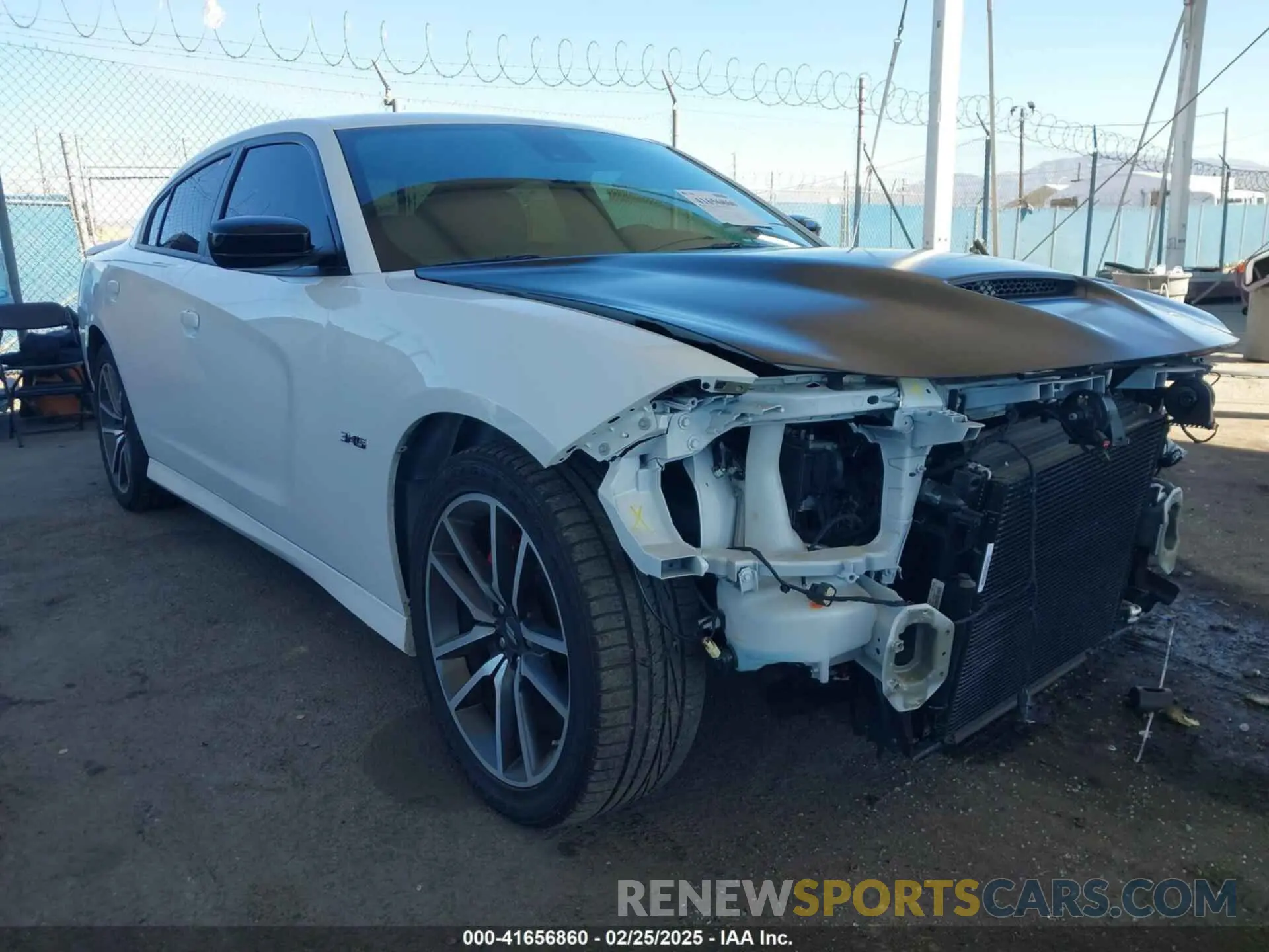 1 Фотография поврежденного автомобиля 2C3CDXCT1PH651230 DODGE CHARGER 2023