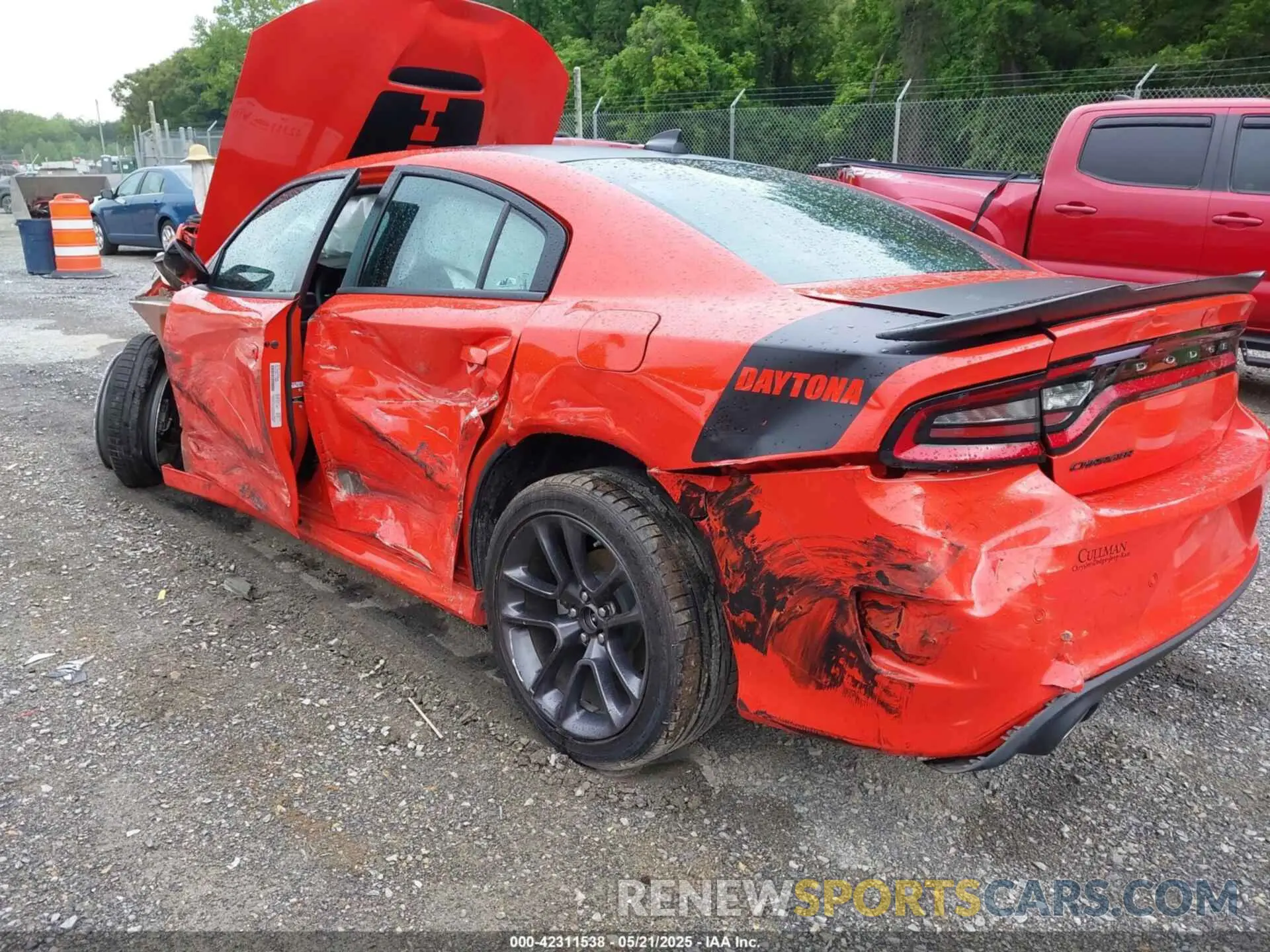 3 Фотография поврежденного автомобиля 2C3CDXCT2PH699528 DODGE CHARGER 2023