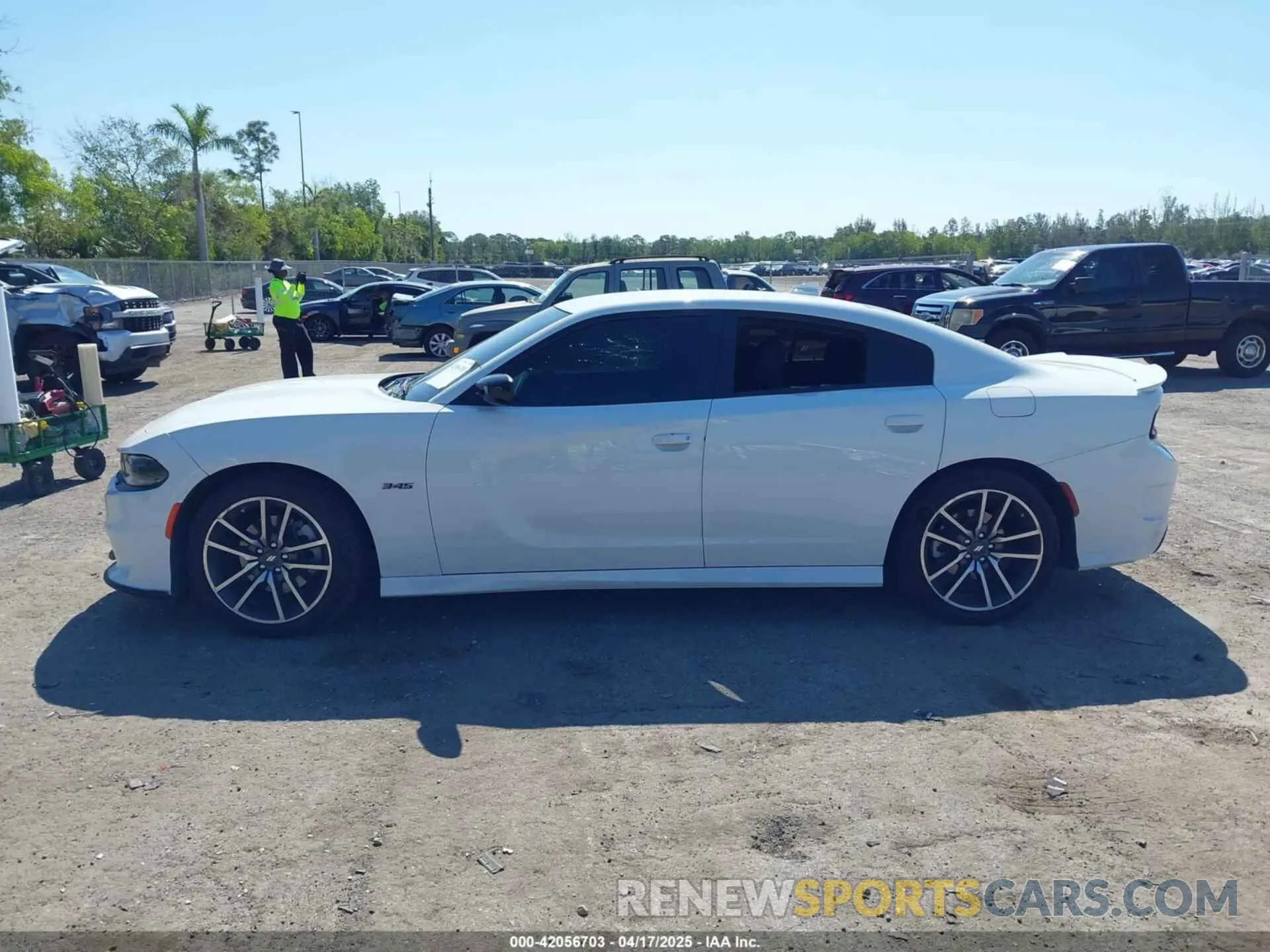 14 Фотография поврежденного автомобиля 2C3CDXCT3PH516850 DODGE CHARGER 2023
