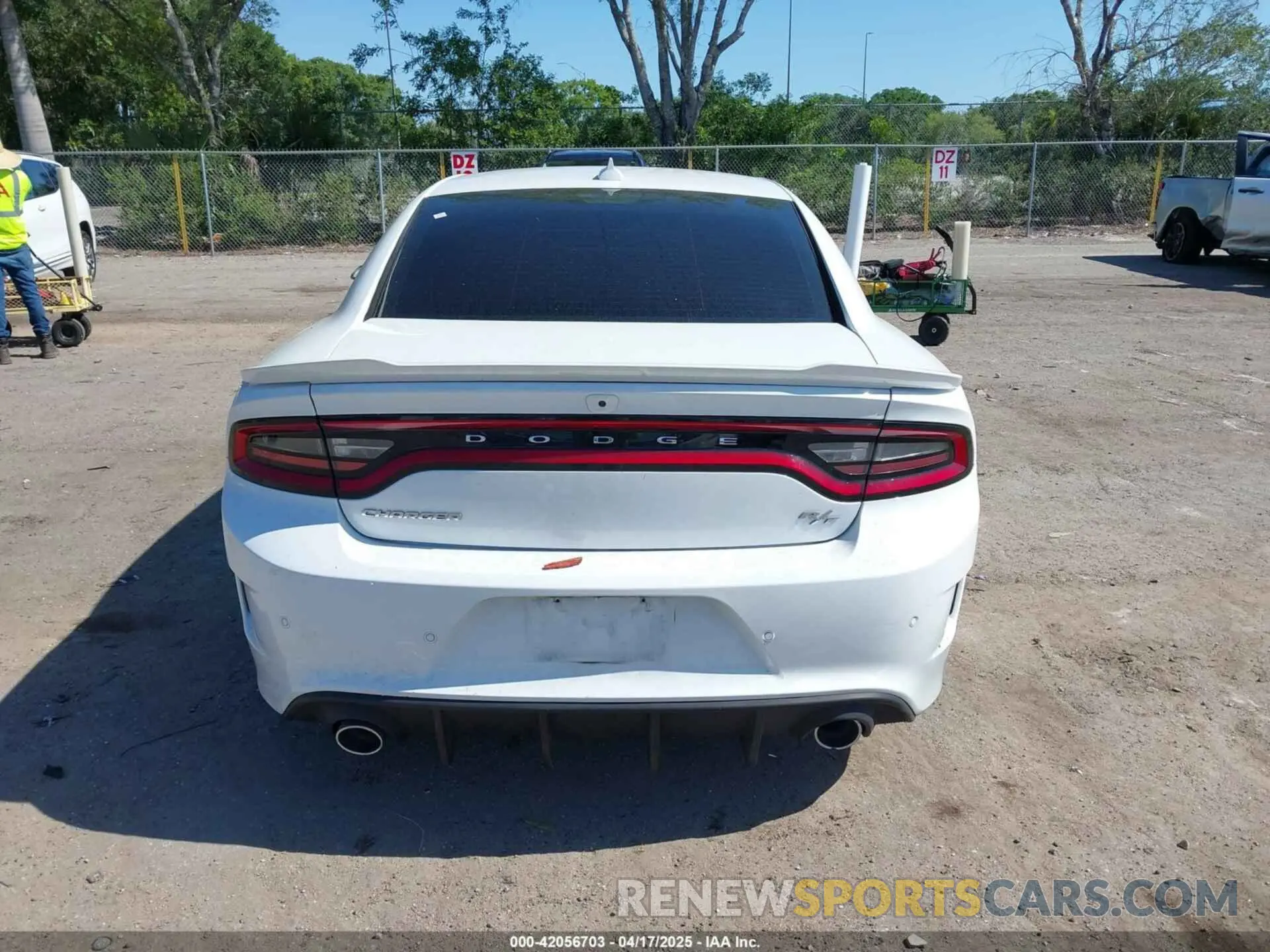 16 Фотография поврежденного автомобиля 2C3CDXCT3PH516850 DODGE CHARGER 2023