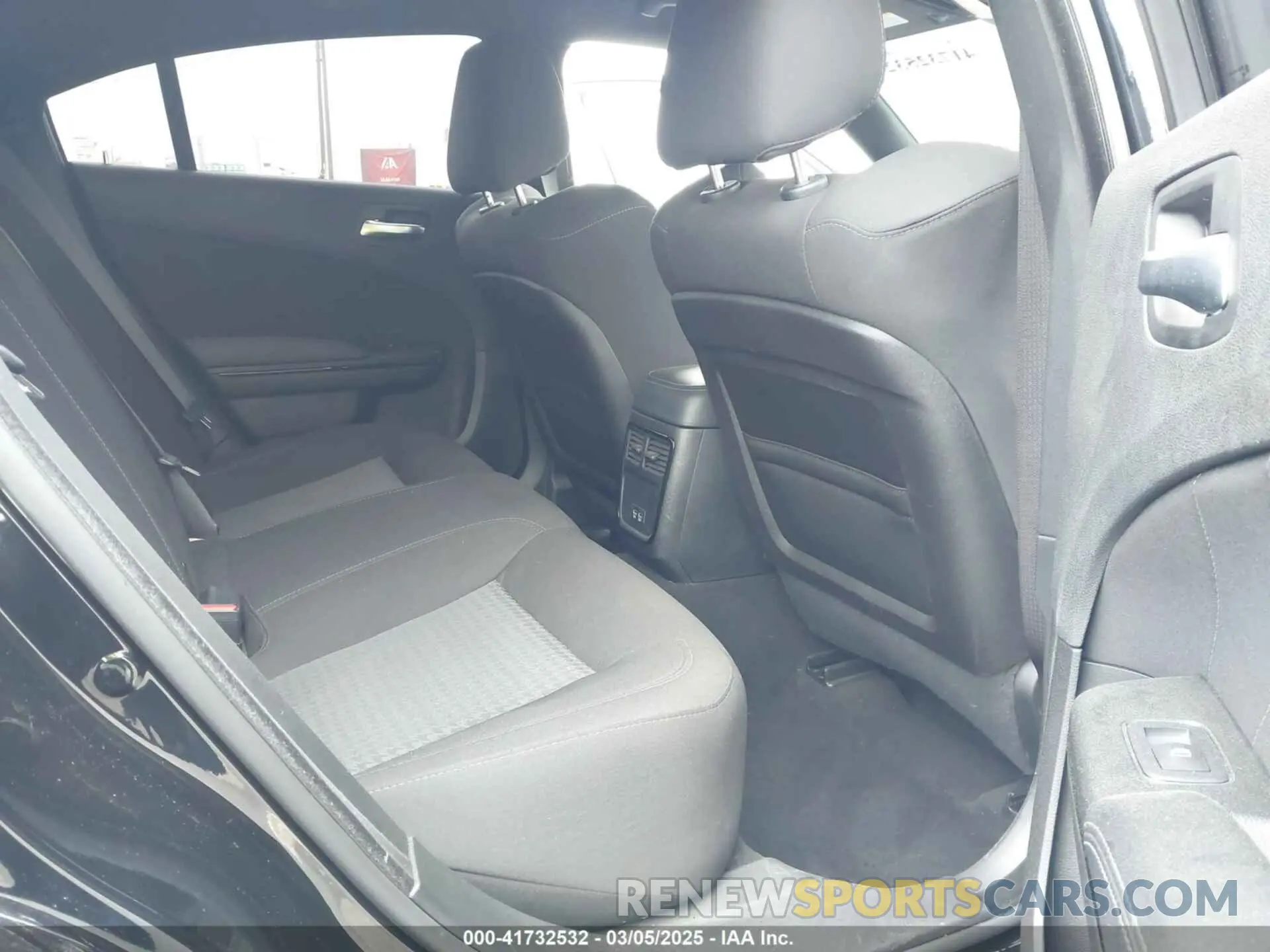 8 Фотография поврежденного автомобиля 2C3CDXCT3PH687565 DODGE CHARGER 2023
