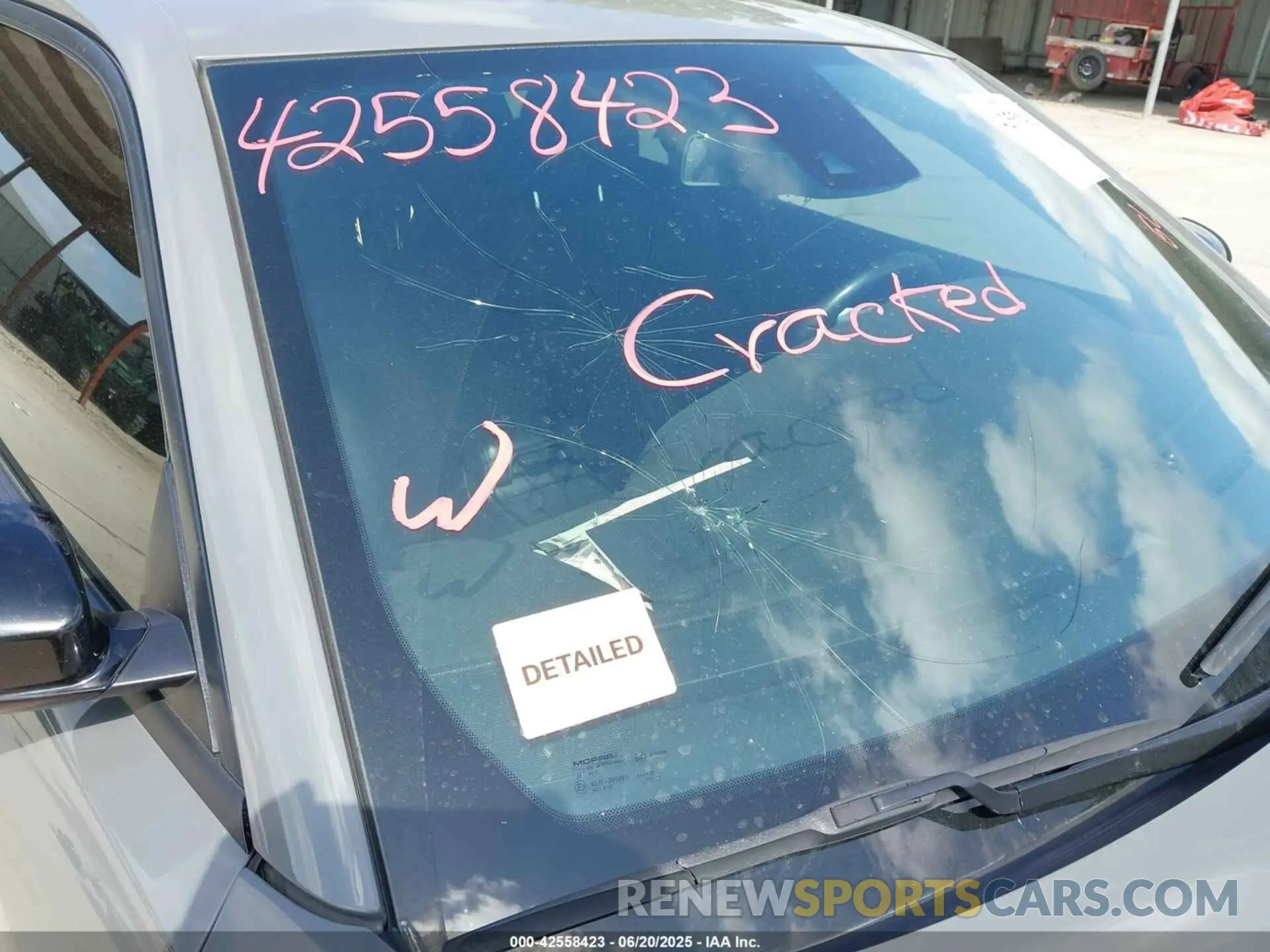 21 Photograph of a damaged car 2C3CDXCT5PH572045 DODGE CHARGER 2023