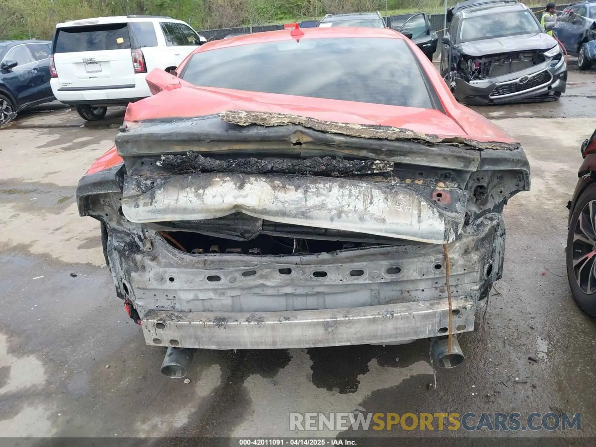 6 Photograph of a damaged car 2C3CDXCT7PH558034 DODGE CHARGER 2023