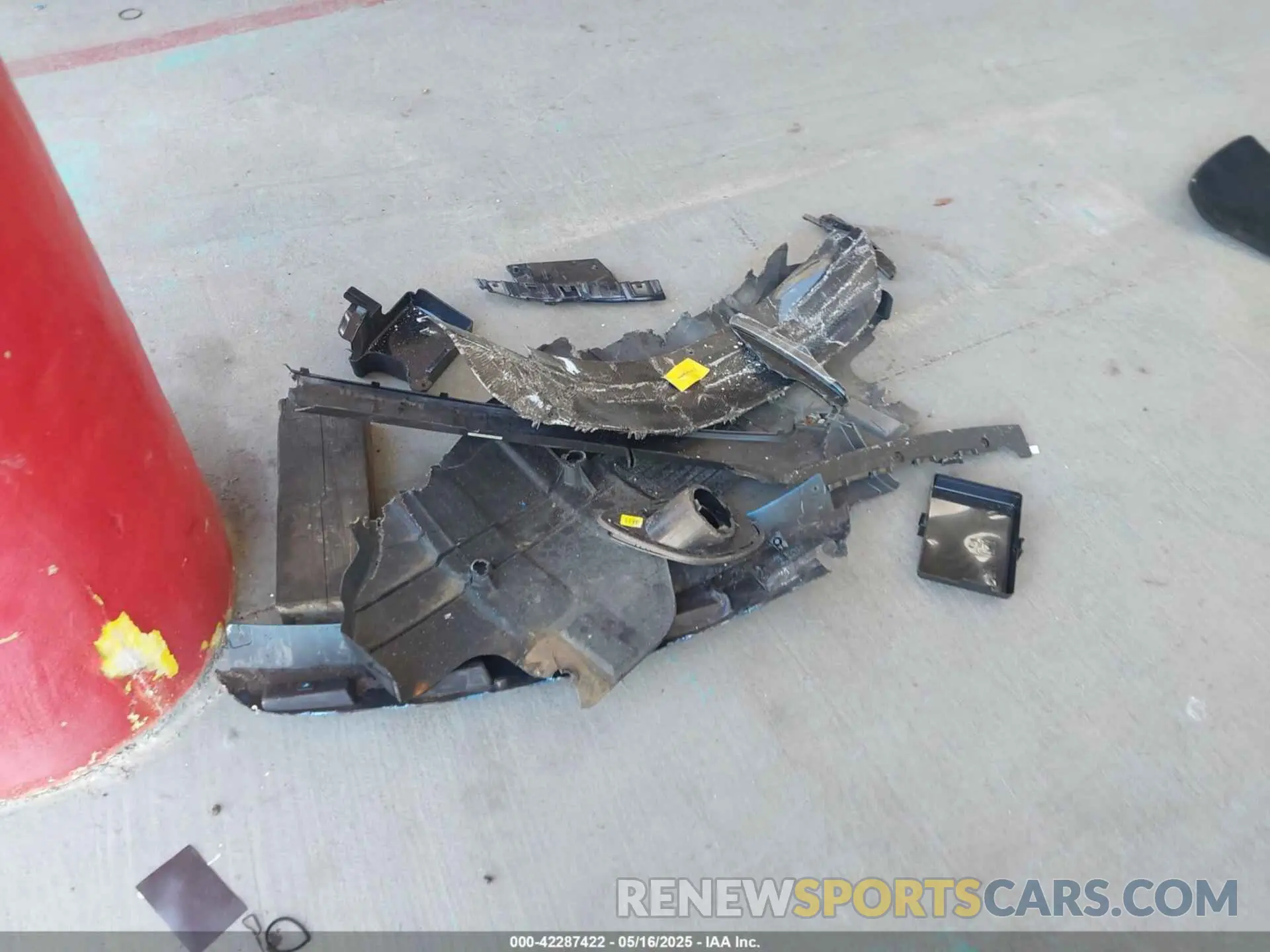 12 Фотография поврежденного автомобиля 2C3CDXGJ1PH611576 DODGE CHARGER 2023