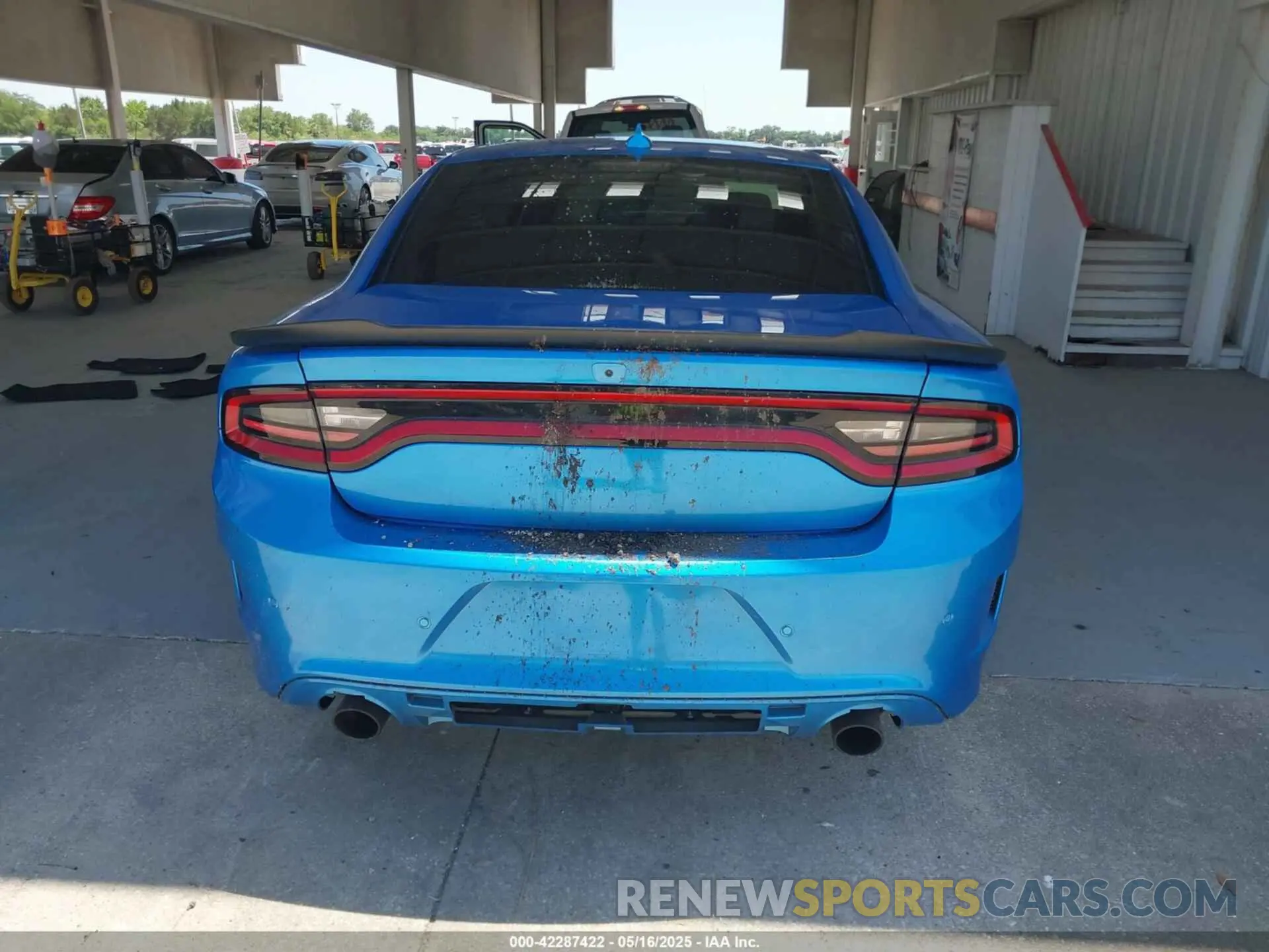 17 Фотография поврежденного автомобиля 2C3CDXGJ1PH611576 DODGE CHARGER 2023