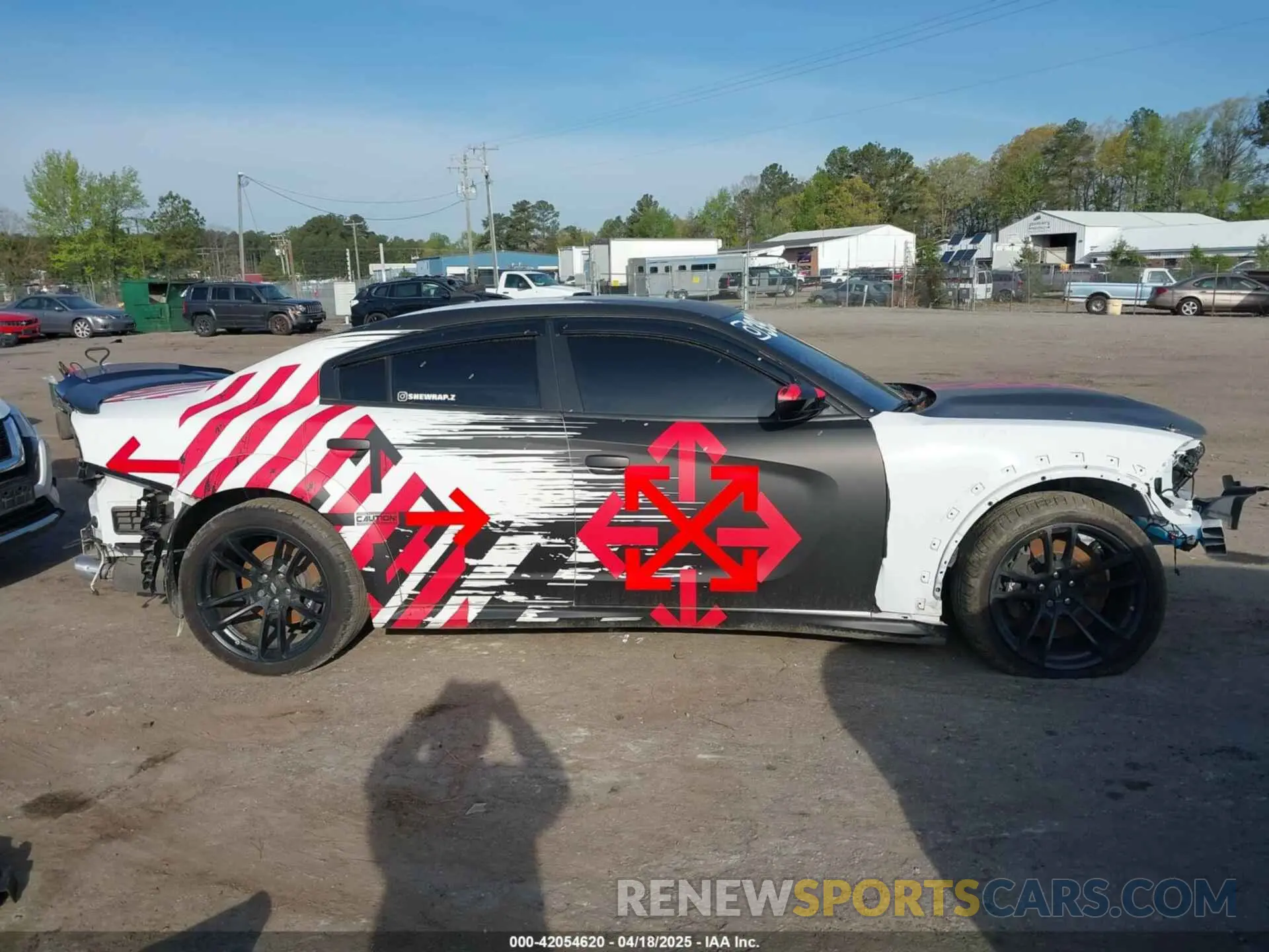 12 Фотография поврежденного автомобиля 2C3CDXGJ3PH628752 DODGE CHARGER 2023