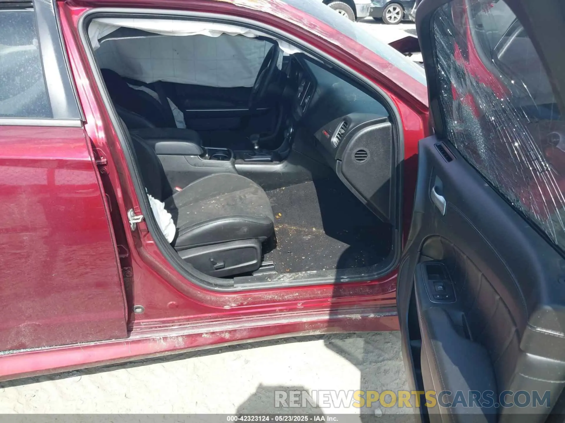 5 Photograph of a damaged car 2C3CDXGJ3PH672928 DODGE CHARGER 2023