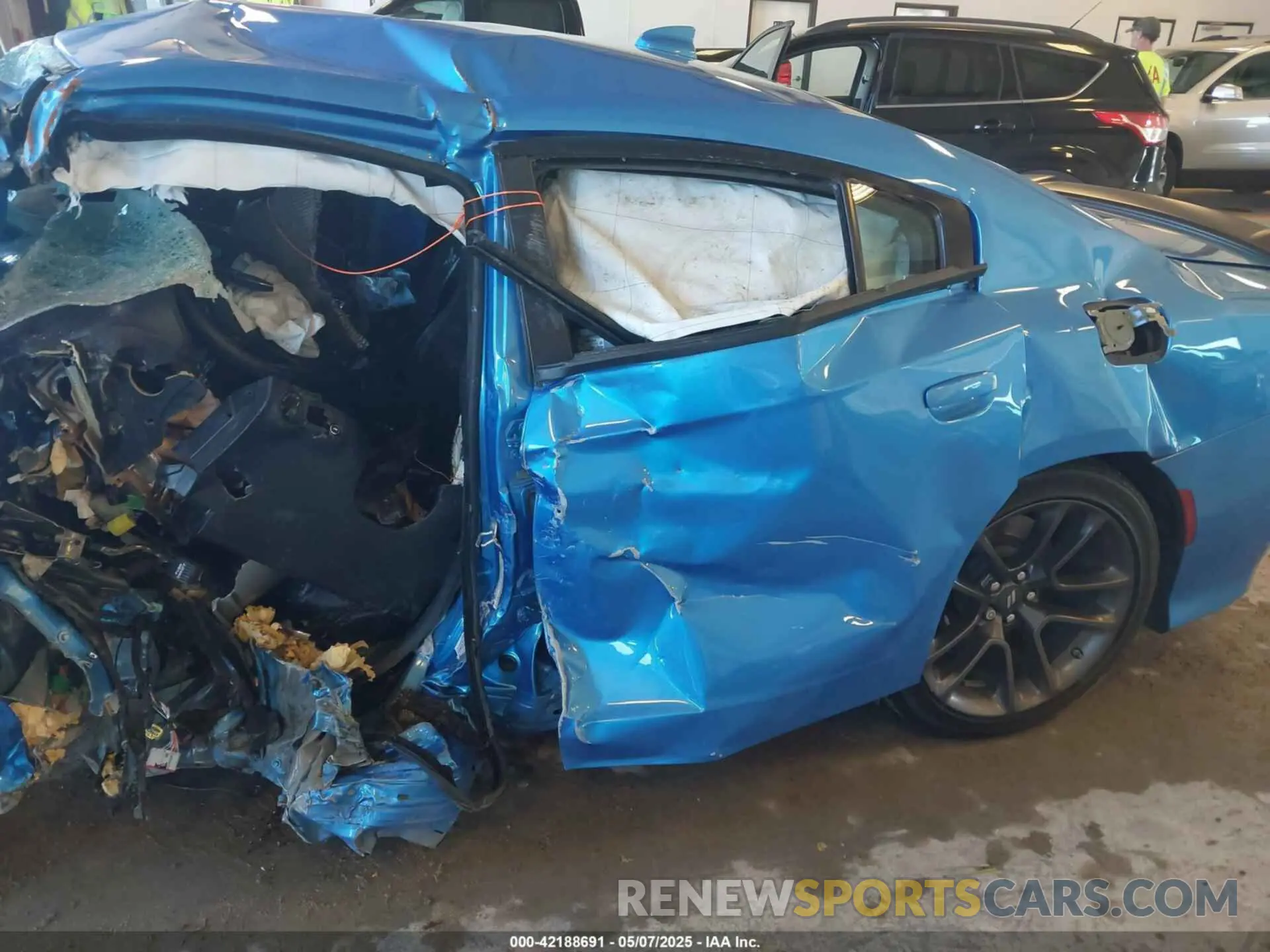 6 Фотография поврежденного автомобиля 2C3CDXGJ6PH639762 DODGE CHARGER 2023