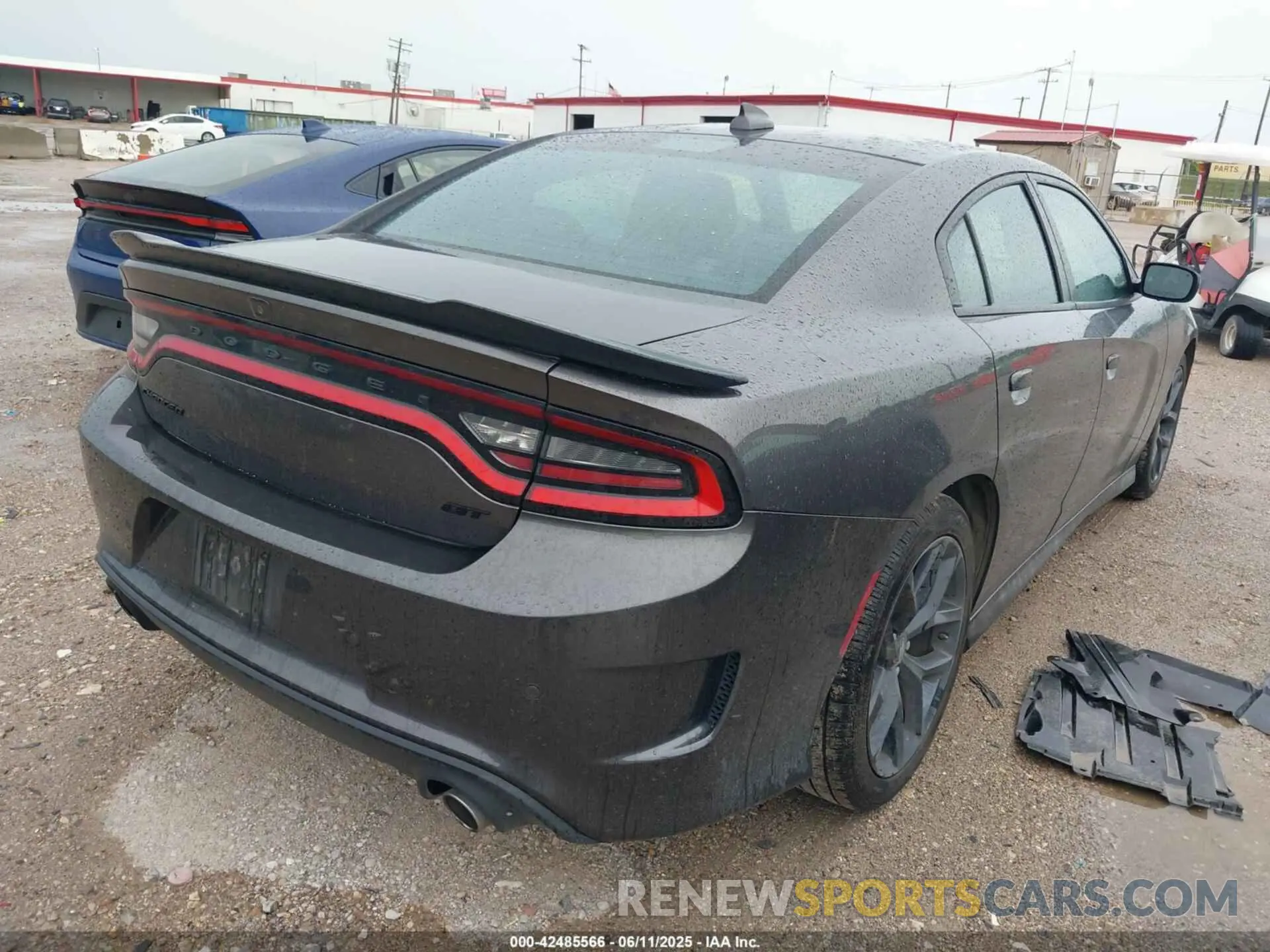 4 Photograph of a damaged car 2C3CDXHG1PH583300 DODGE CHARGER 2023