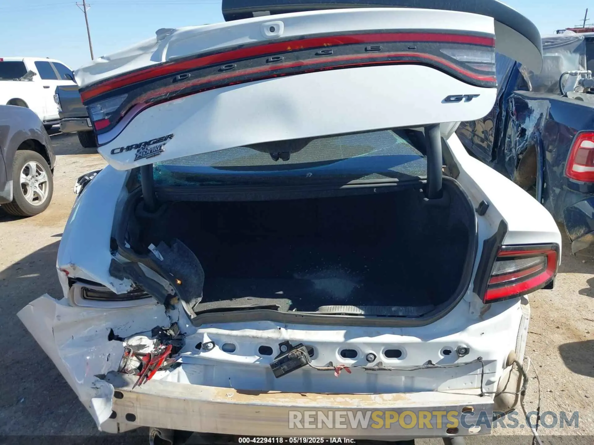 6 Photograph of a damaged car 2C3CDXHG2PH656321 DODGE CHARGER 2023