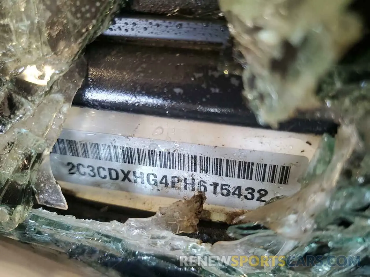13 Фотография поврежденного автомобиля 2C3CDXHG4PH615432 DODGE CHARGER 2023