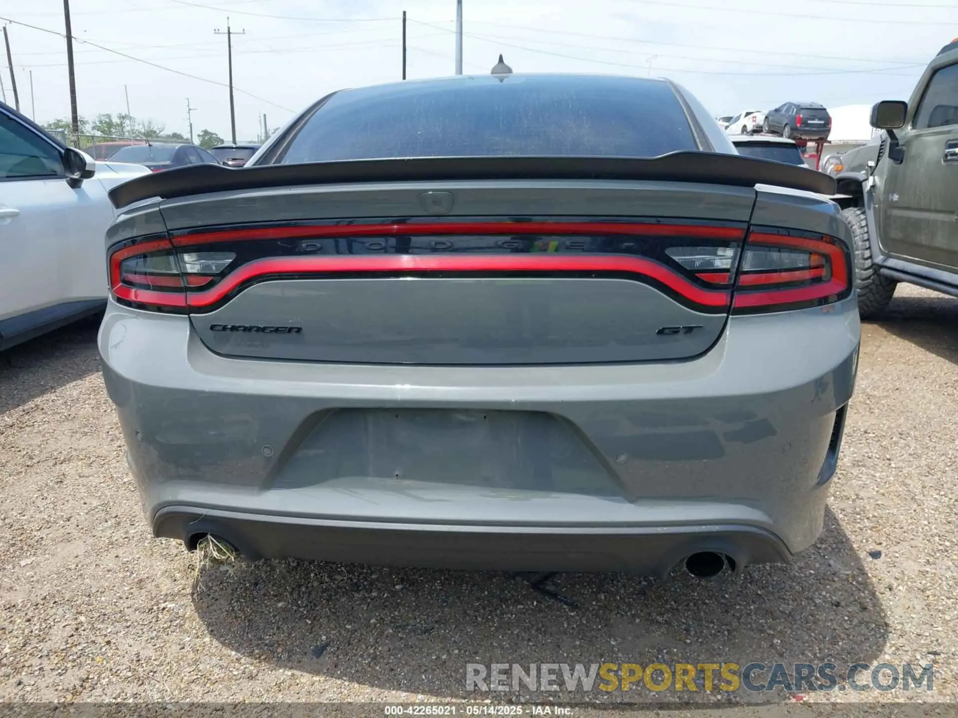 17 Photograph of a damaged car 2C3CDXHG5PH651128 DODGE CHARGER 2023