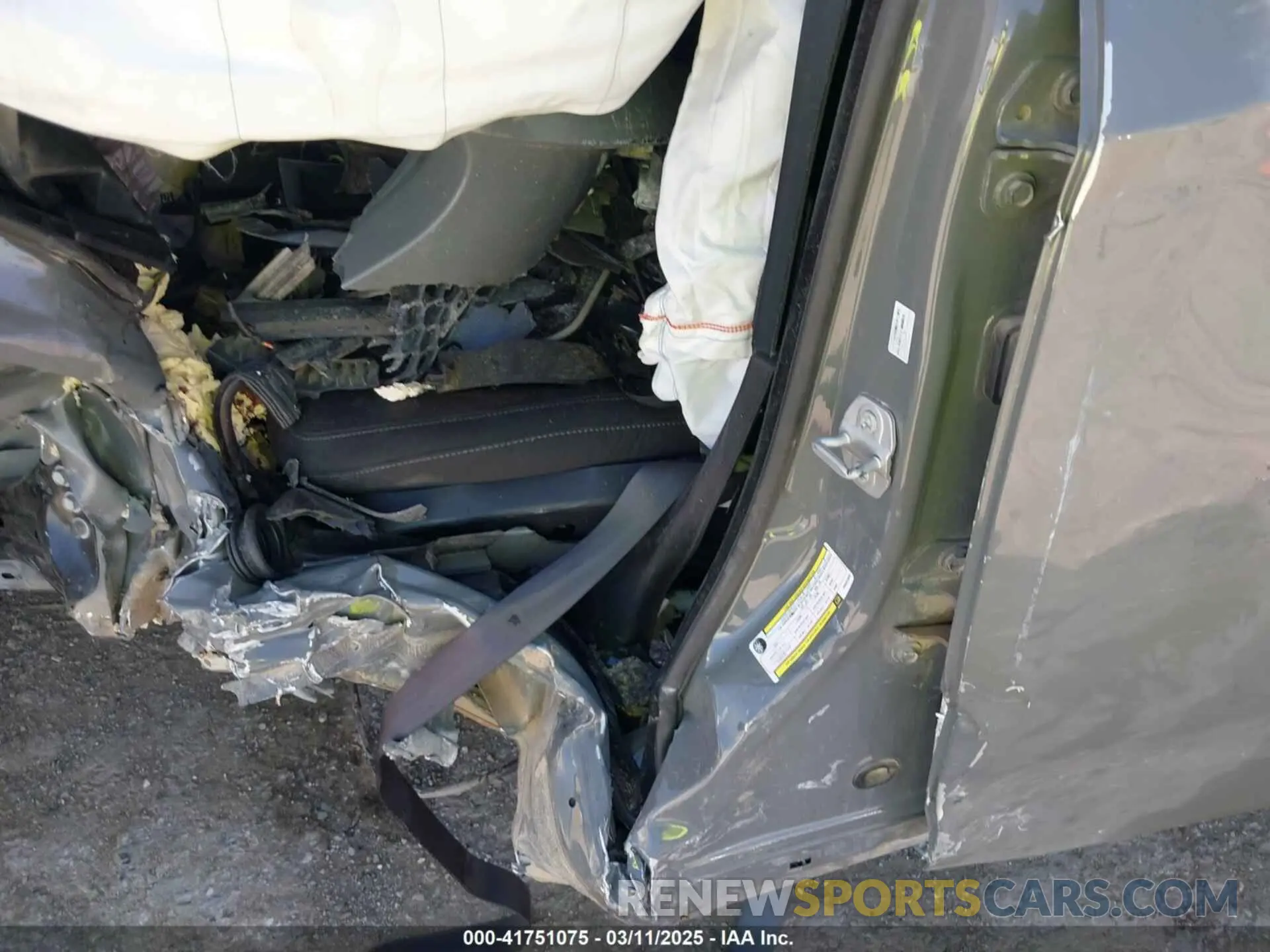 9 Photograph of a damaged car 2C3CDXHG6PH631048 DODGE CHARGER 2023