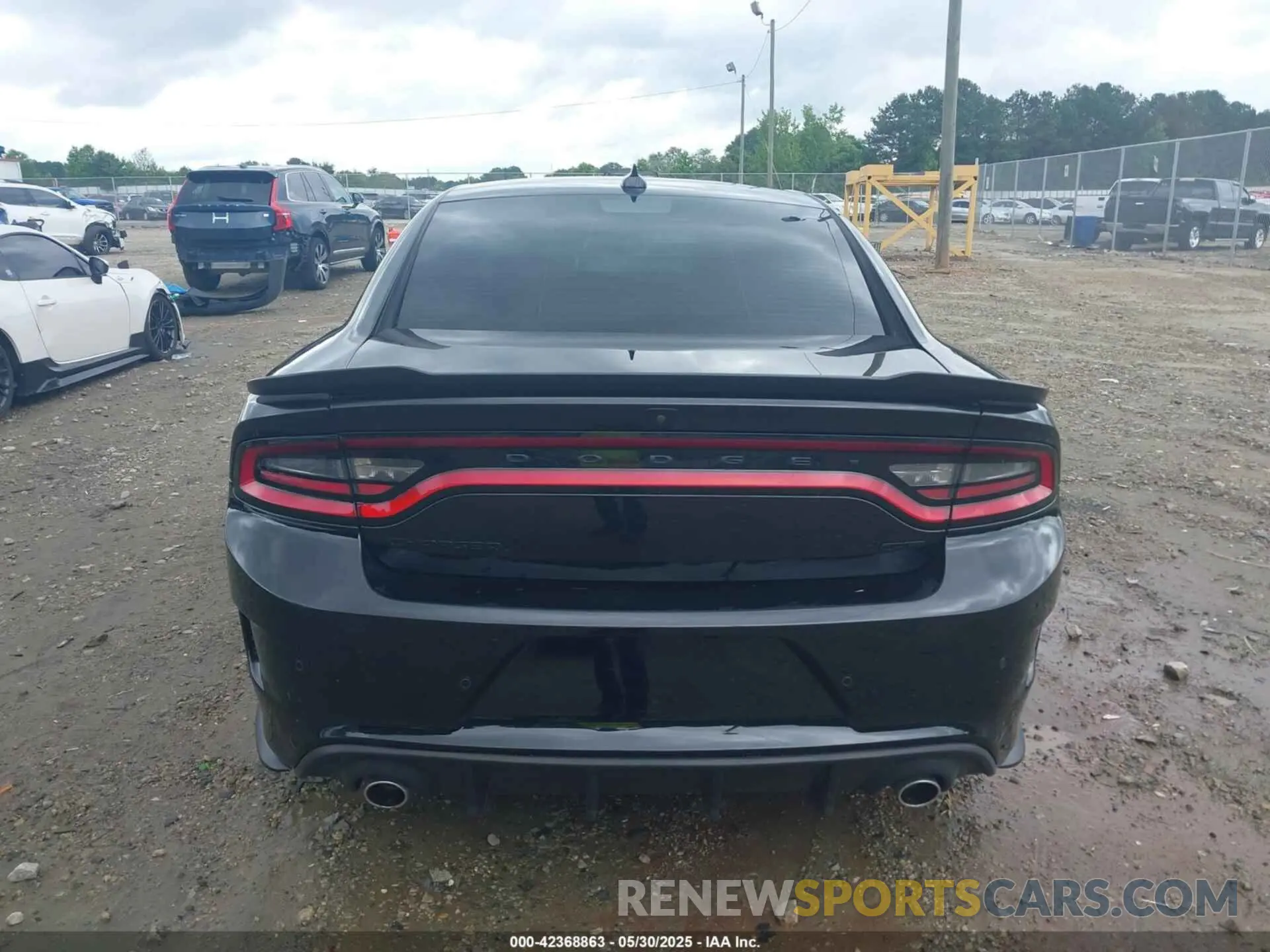 16 Photograph of a damaged car 2C3CDXHG7PH626912 DODGE CHARGER 2023