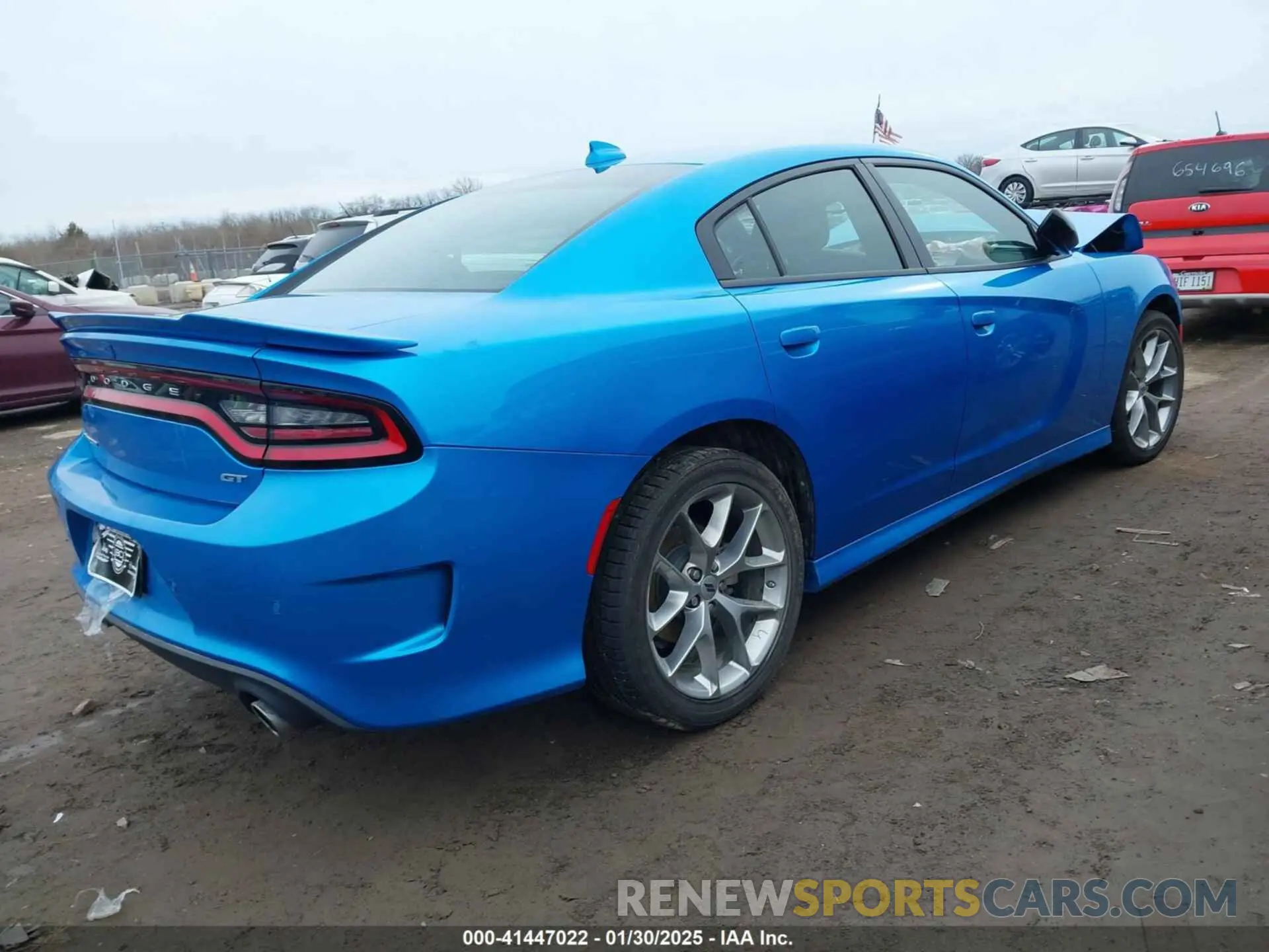 4 Photograph of a damaged car 2C3CDXHG8PH690618 DODGE CHARGER 2023