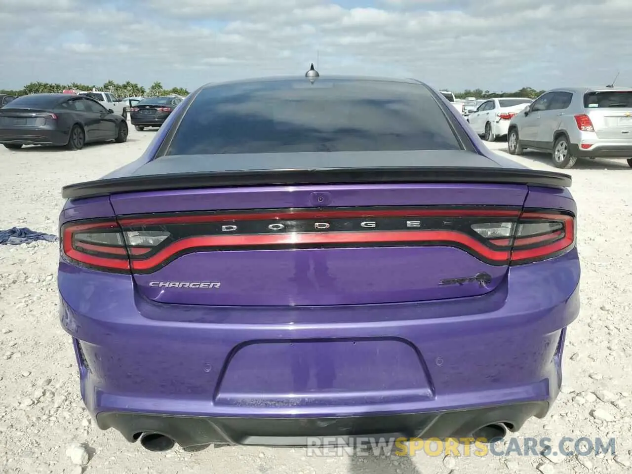 6 Photograph of a damaged car 2C3CDXL9XPH681363 DODGE CHARGER 2023