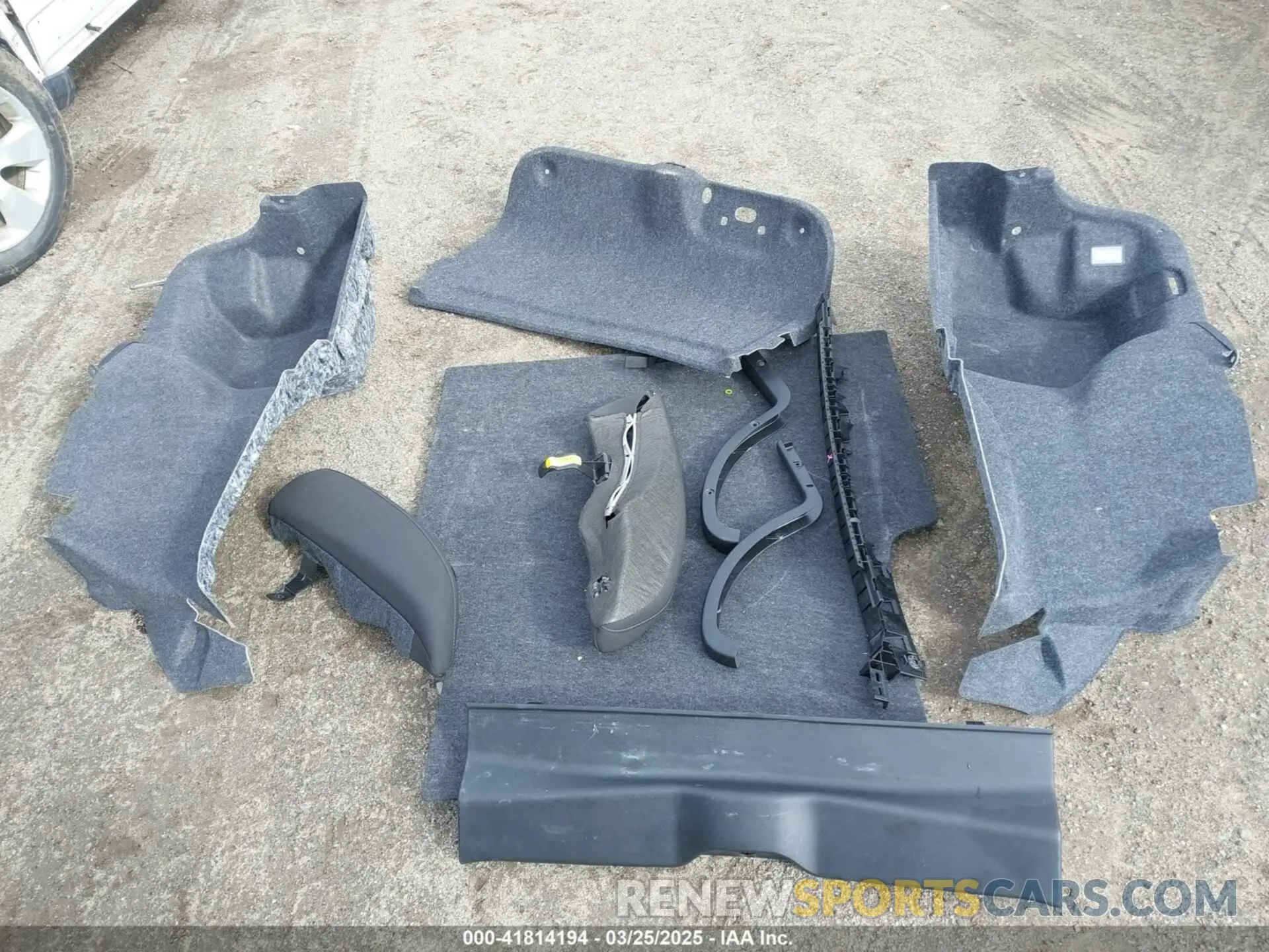 12 Фотография поврежденного автомобиля 2C3CDXMG1PH545281 DODGE CHARGER 2023