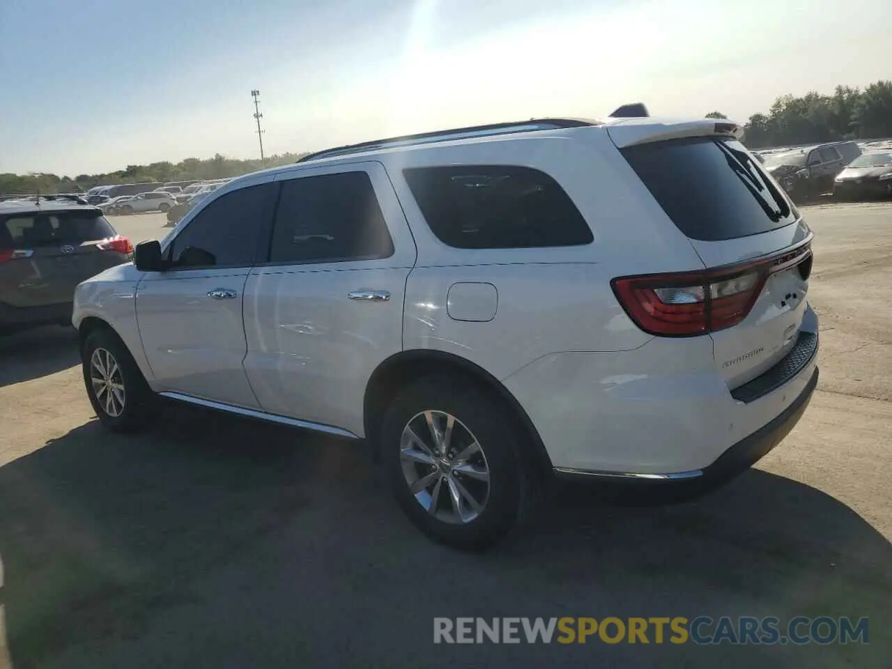 2 Photograph of a damaged car 1C4RDHDG2FC200595 DODGE DURANGO 2015