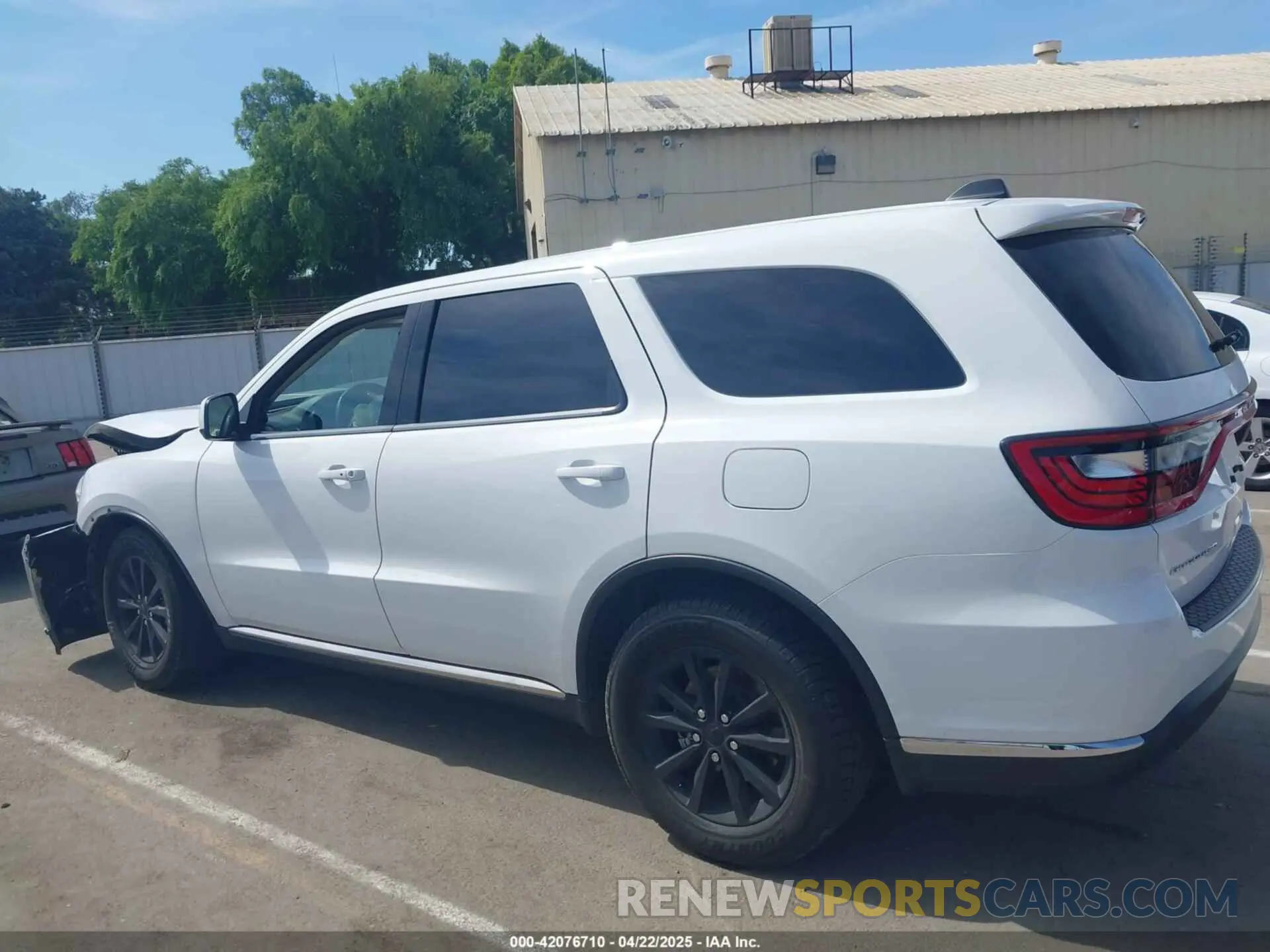 14 Photograph of a damaged car 1C4RDHAG6KC824589 DODGE DURANGO 2019