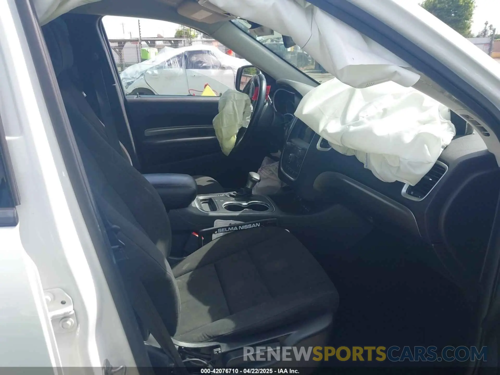 5 Photograph of a damaged car 1C4RDHAG6KC824589 DODGE DURANGO 2019