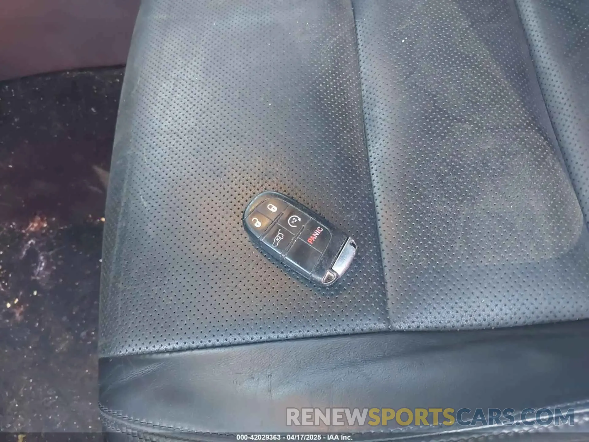 11 Photograph of a damaged car 1C4RDHDG1KC675844 DODGE DURANGO 2019