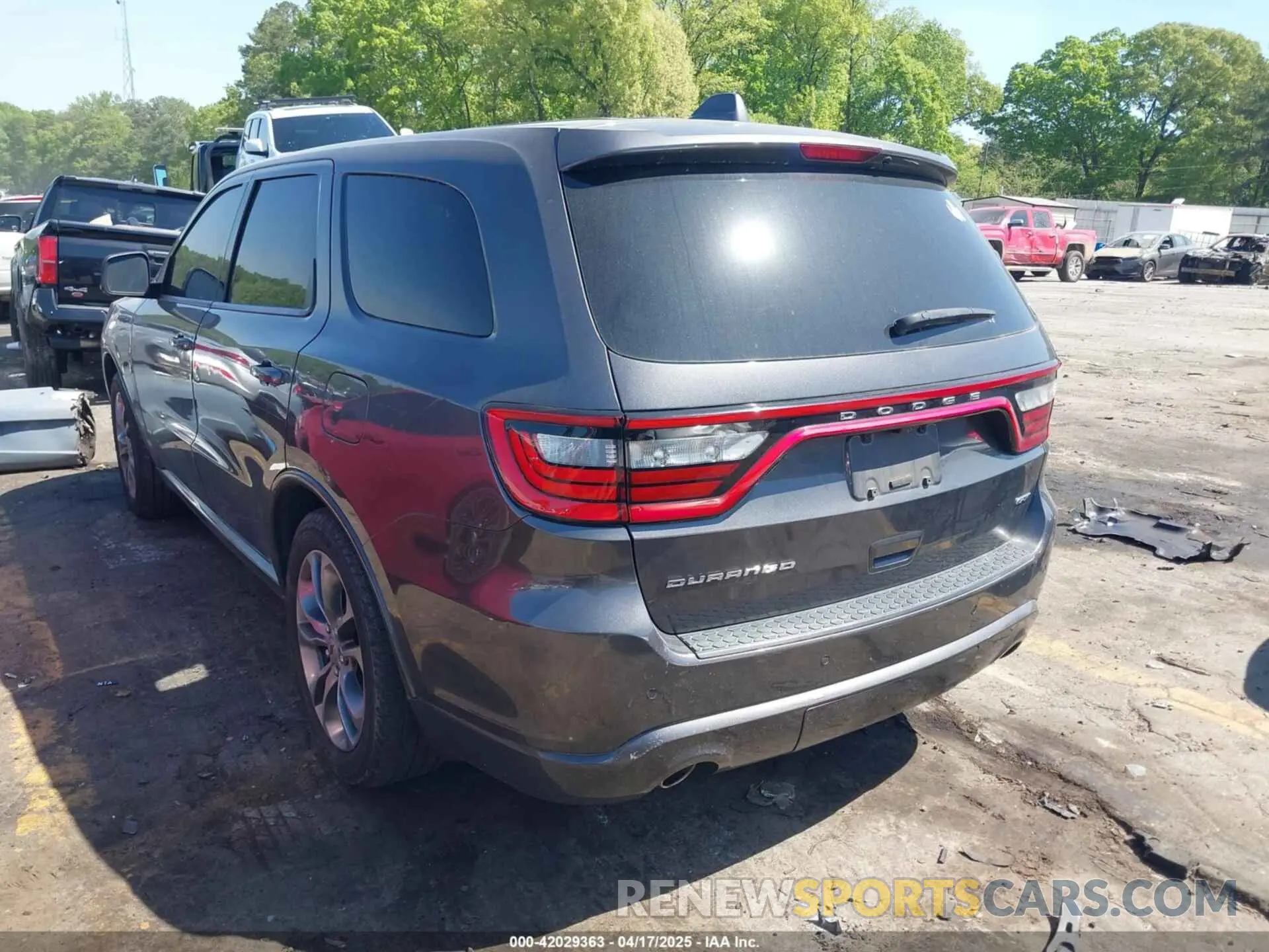 3 Photograph of a damaged car 1C4RDHDG1KC675844 DODGE DURANGO 2019