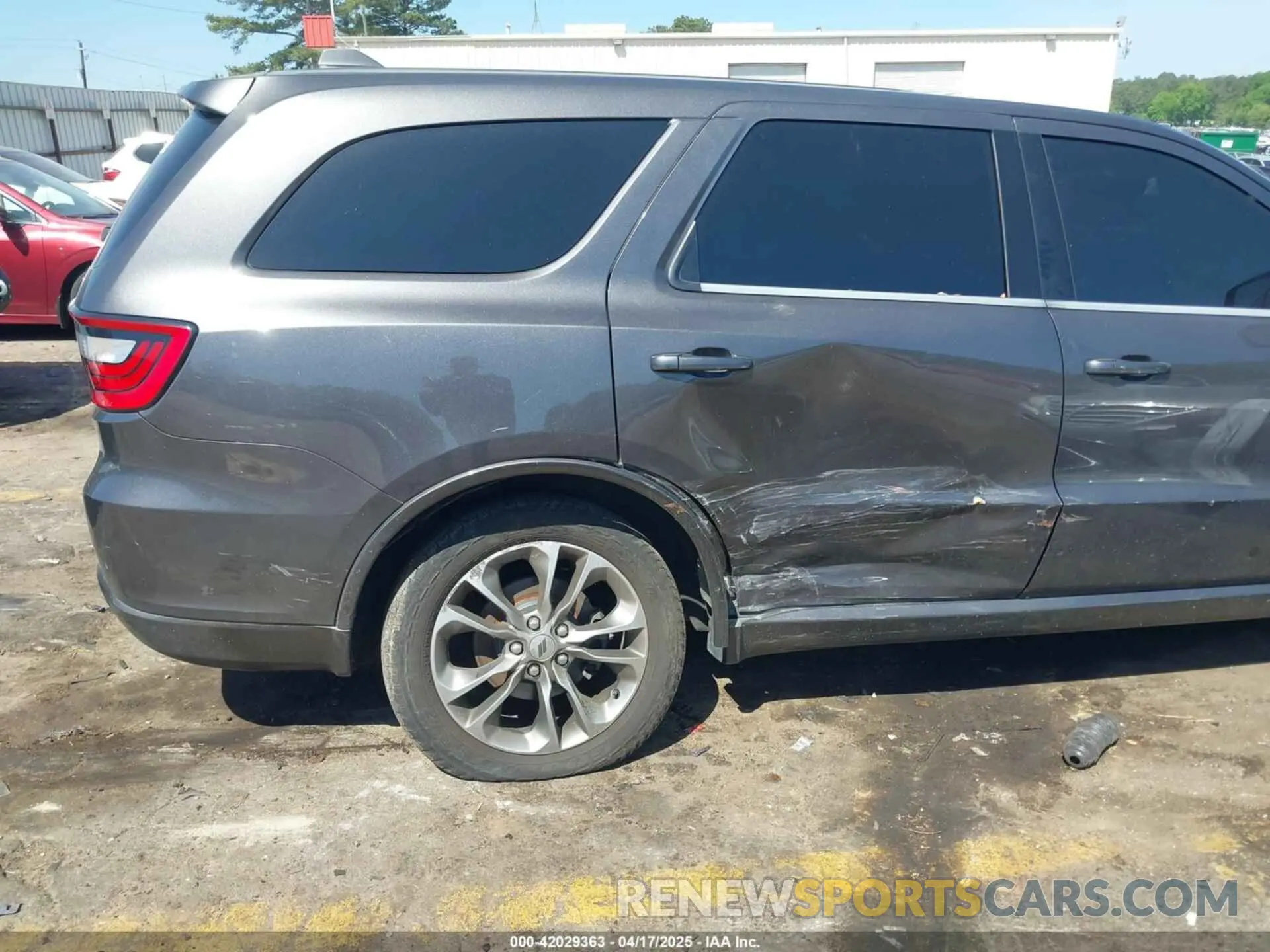 6 Photograph of a damaged car 1C4RDHDG1KC675844 DODGE DURANGO 2019