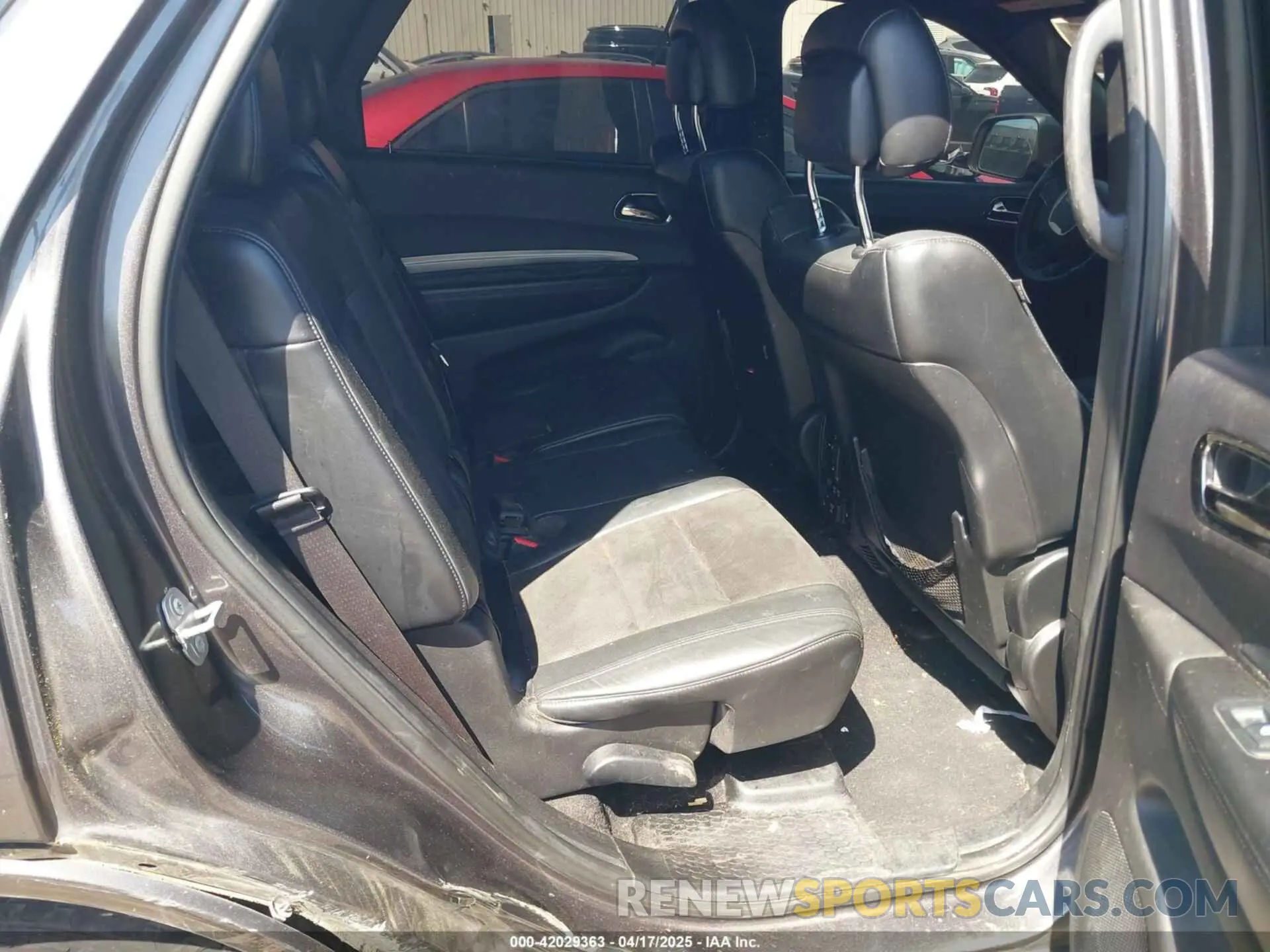 8 Photograph of a damaged car 1C4RDHDG1KC675844 DODGE DURANGO 2019