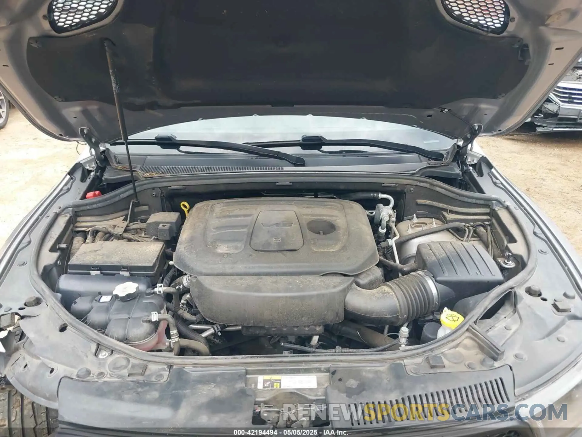 10 Photograph of a damaged car 1C4RDHDG4KC743747 DODGE DURANGO 2019