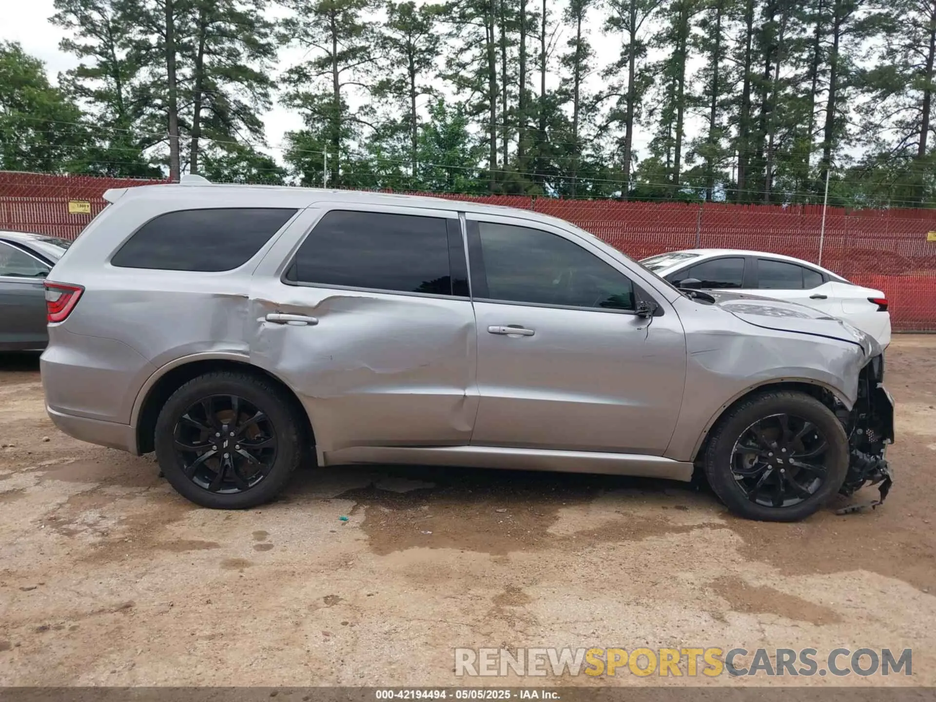 14 Photograph of a damaged car 1C4RDHDG4KC743747 DODGE DURANGO 2019