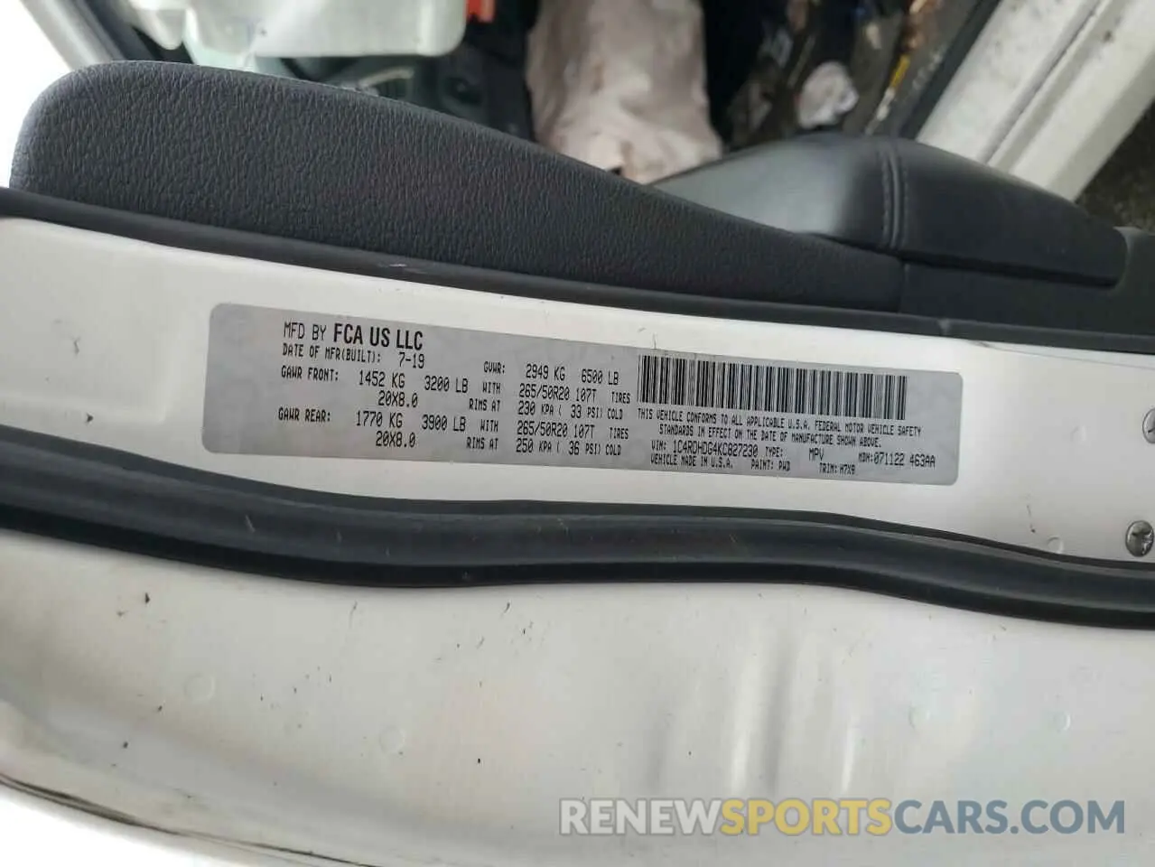 14 Photograph of a damaged car 1C4RDHDG4KC827230 DODGE DURANGO 2019