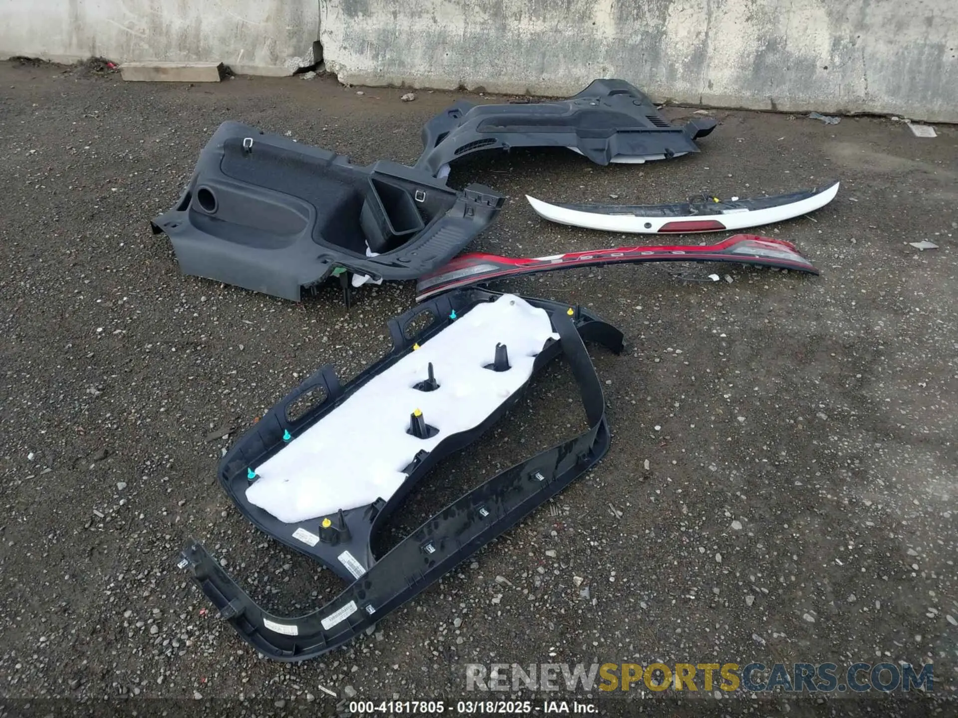 12 Photograph of a damaged car 1C4RDHDG9KC803201 DODGE DURANGO 2019
