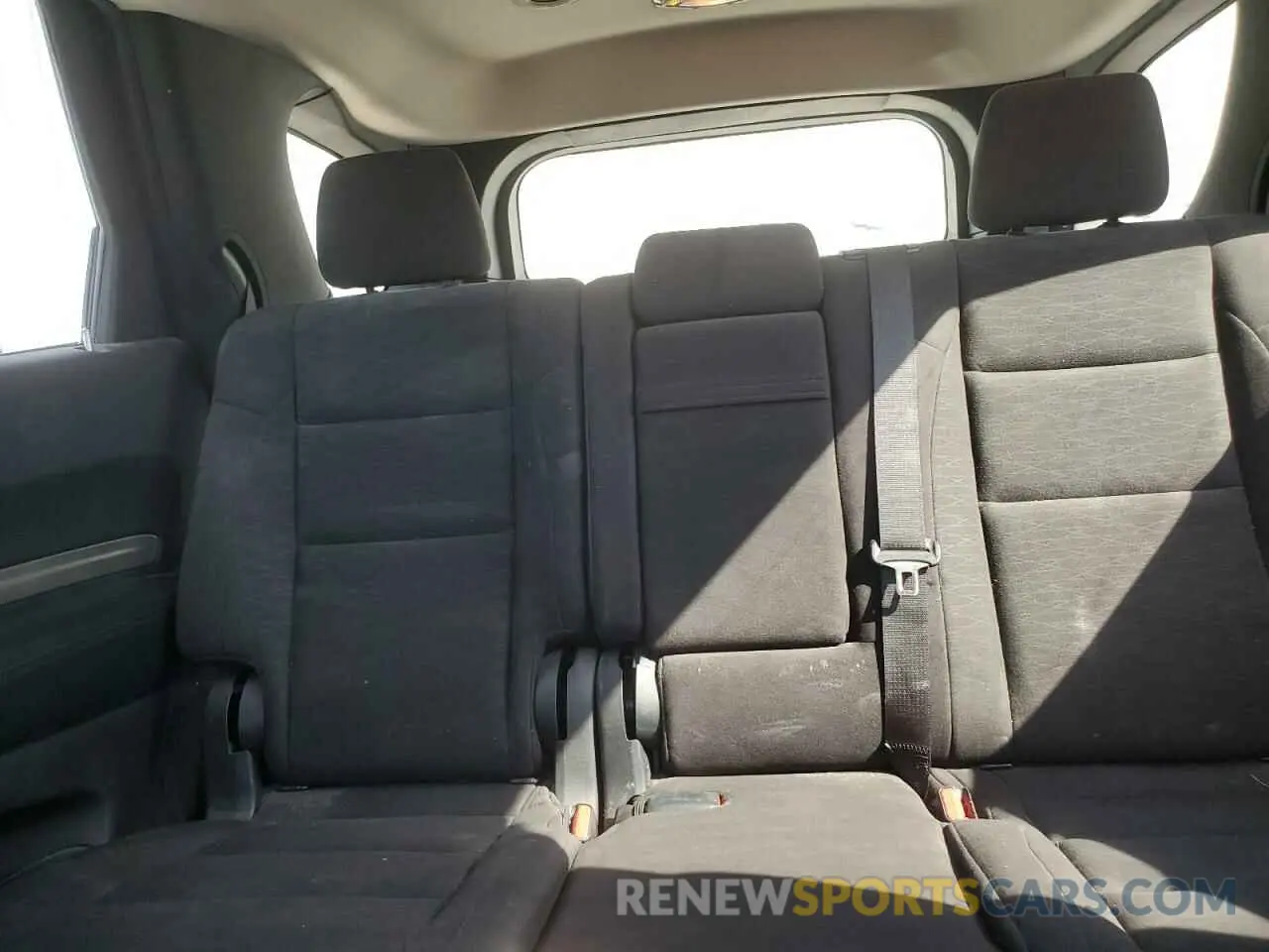 10 Фотография поврежденного автомобиля 1C4RDJAG9KC561117 DODGE DURANGO 2019