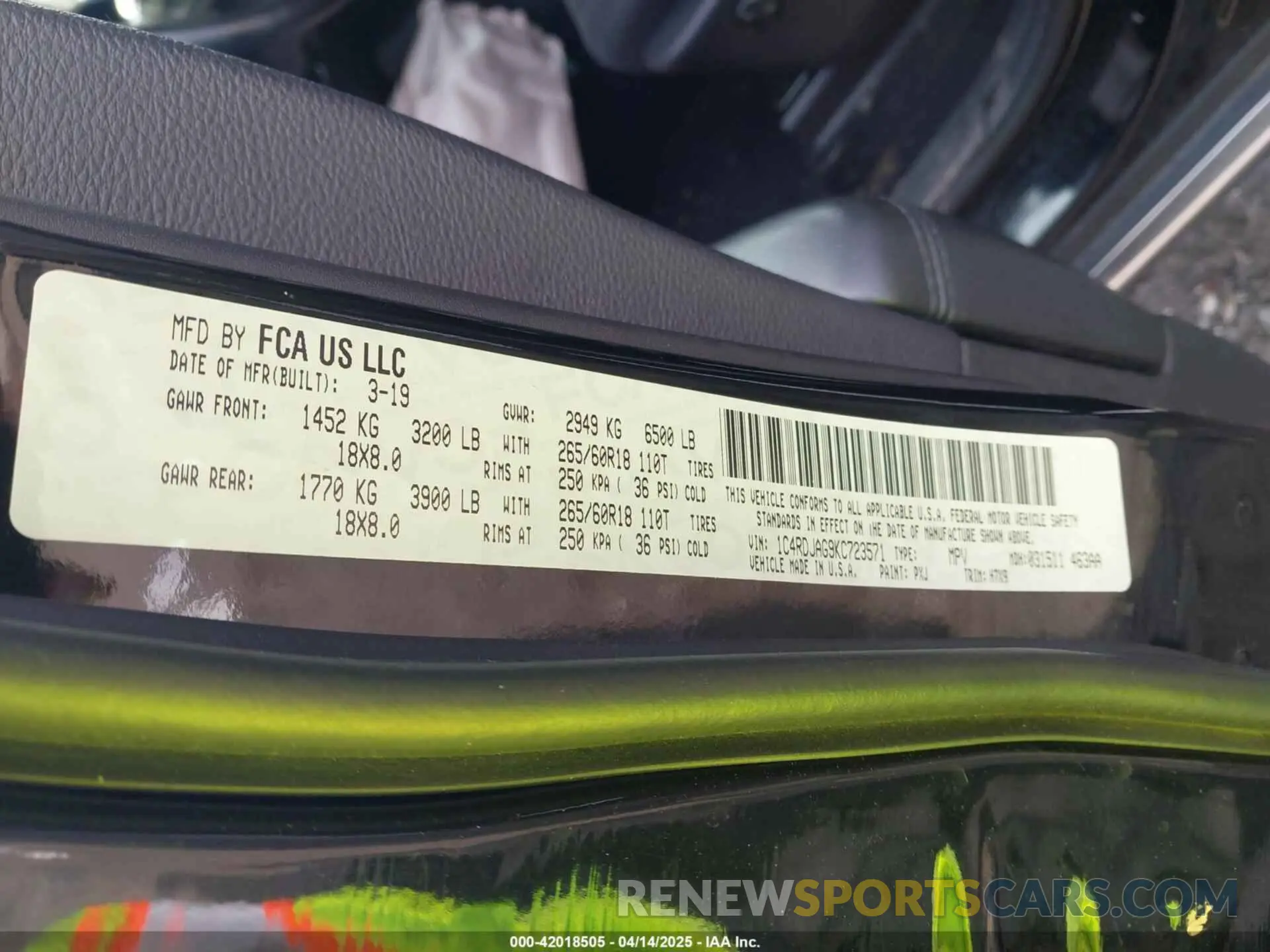 9 Photograph of a damaged car 1C4RDJAG9KC723571 DODGE DURANGO 2019