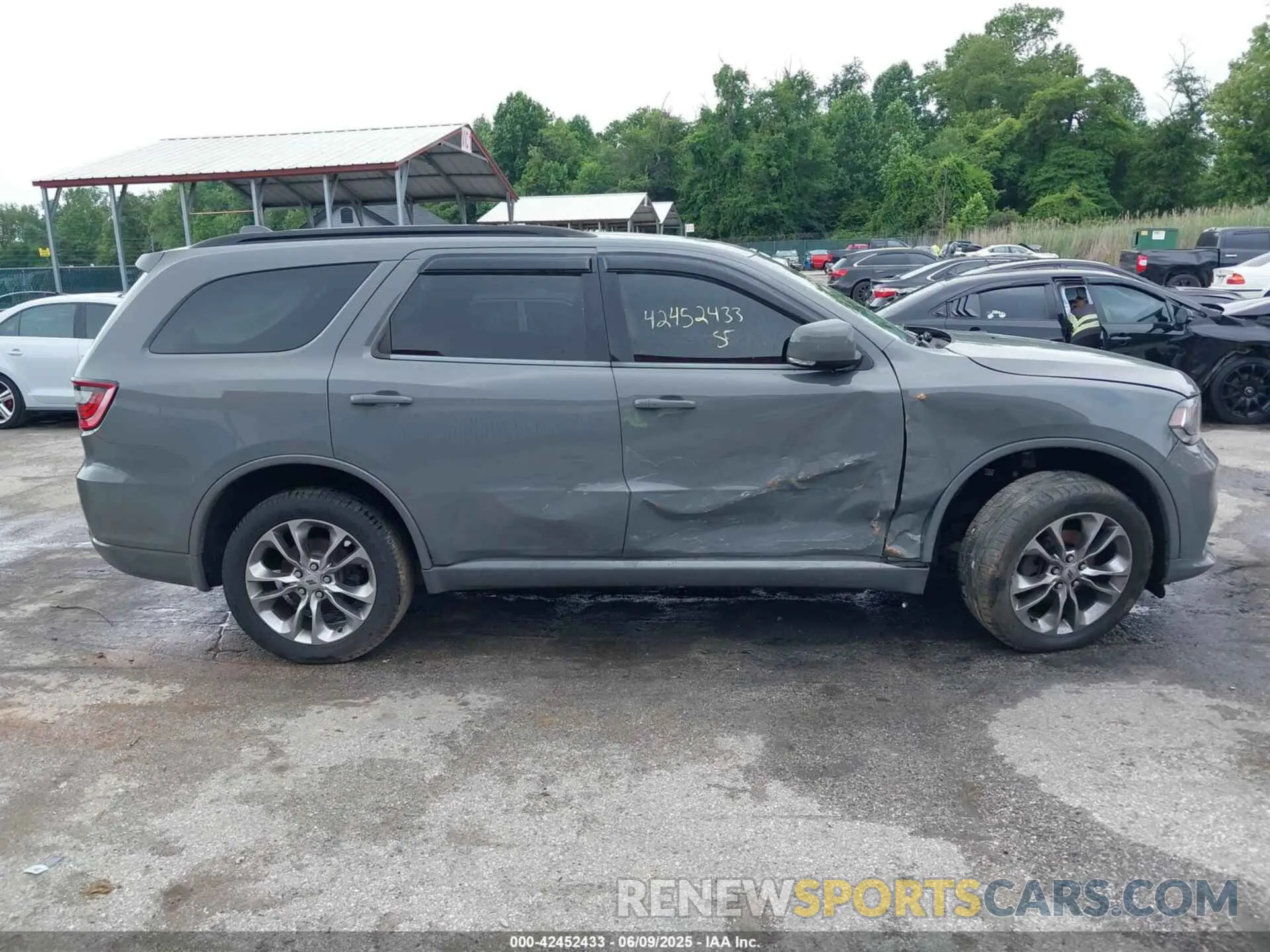 13 Photograph of a damaged car 1C4RDJDG1KC606577 DODGE DURANGO 2019