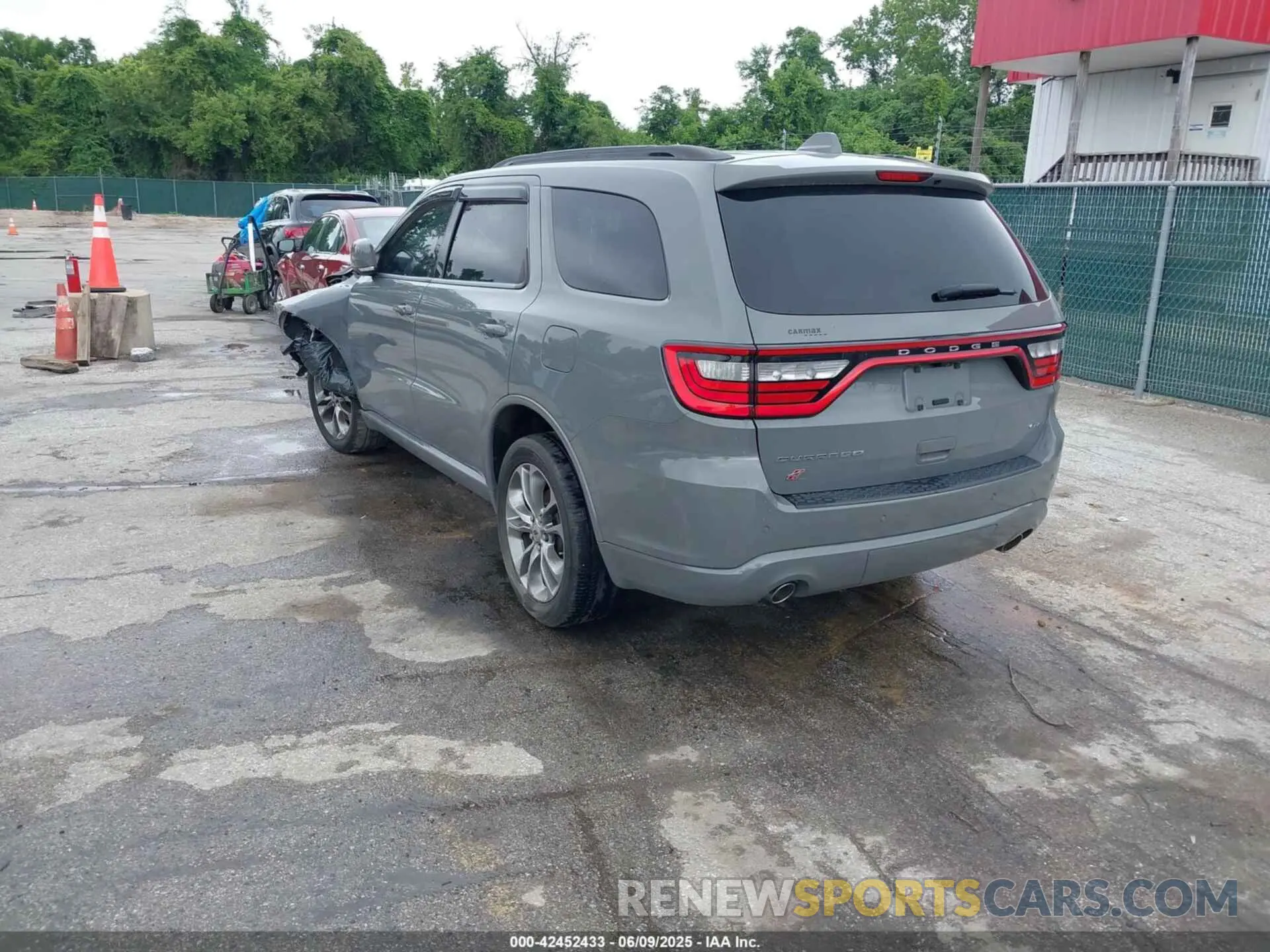 3 Photograph of a damaged car 1C4RDJDG1KC606577 DODGE DURANGO 2019