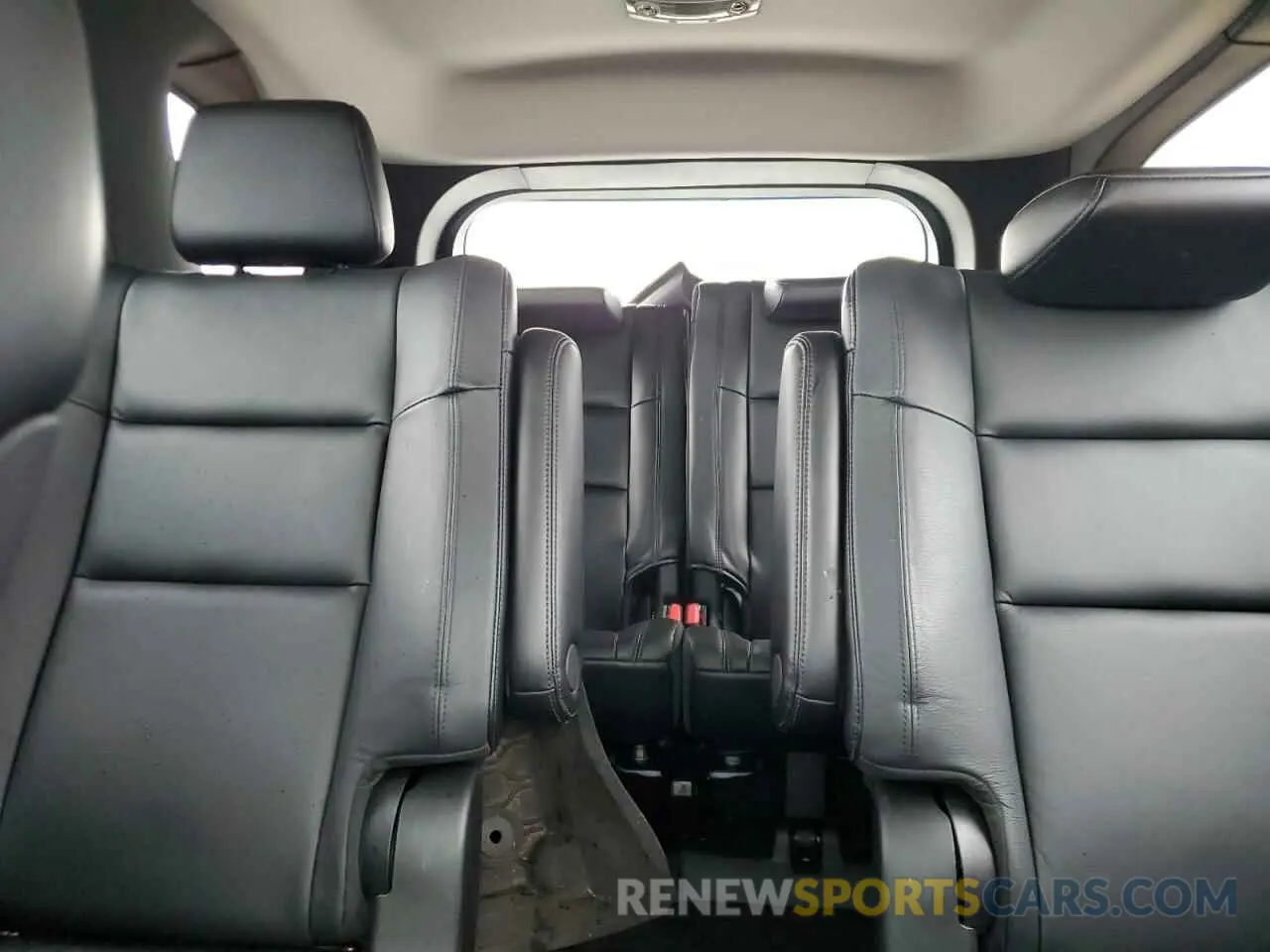 10 Photograph of a damaged car 1C4RDJDG1KC853095 DODGE DURANGO 2019